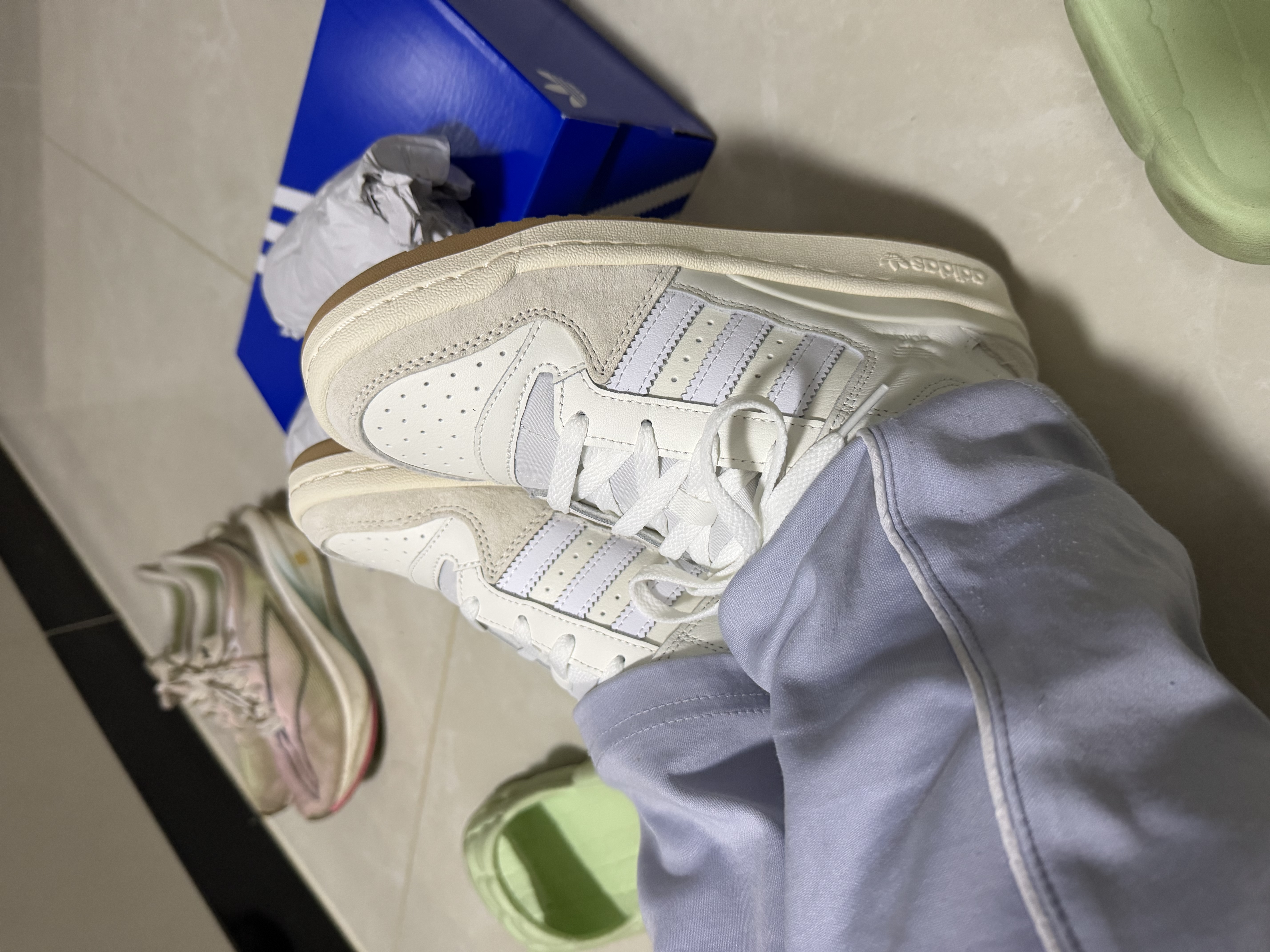 阿迪达斯（adidas）三叶草  男女 FORUM LOW CL 休闲鞋 ID6858 38 实拍图