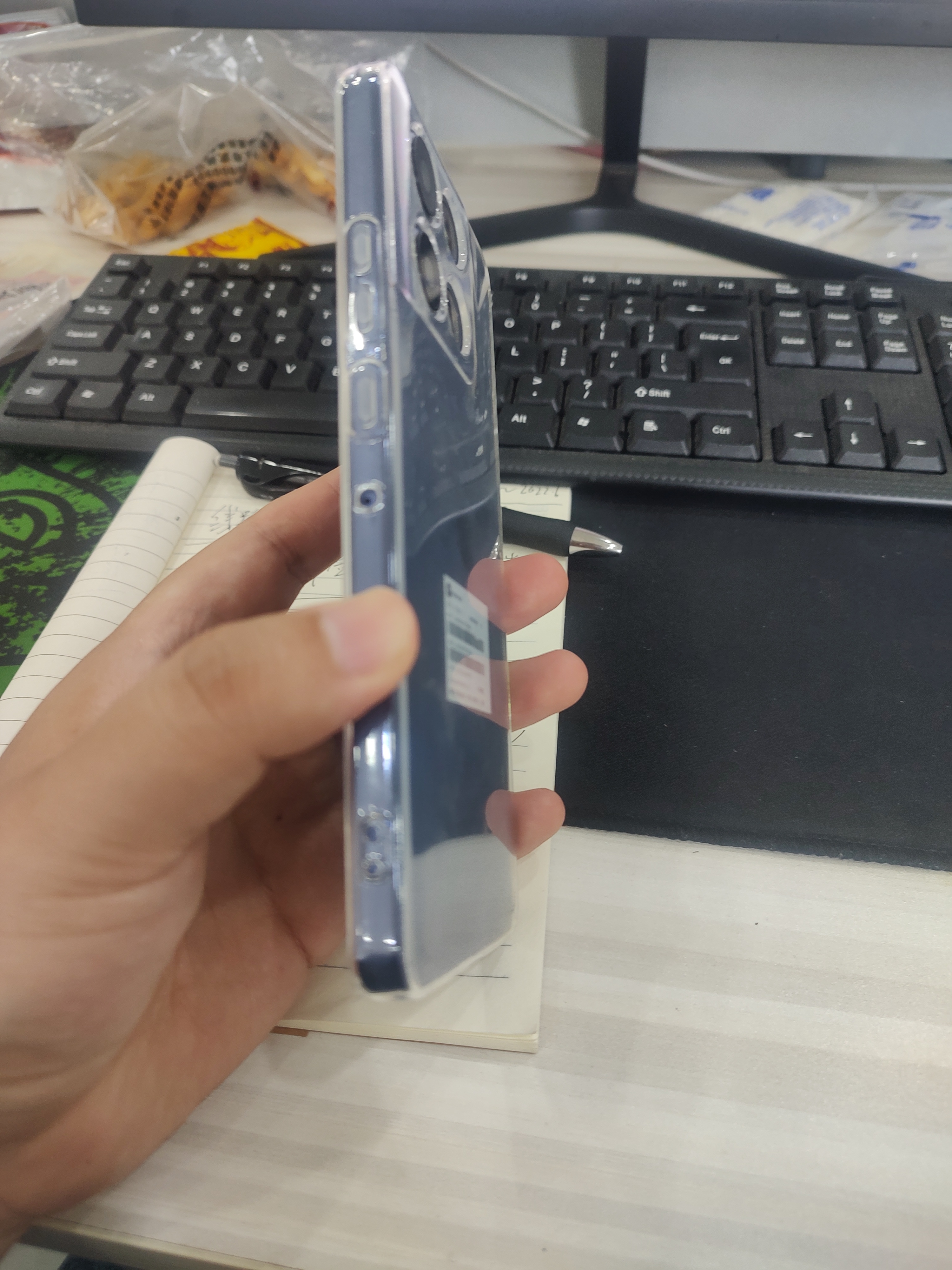 摩托罗拉（Motorola）摩托罗拉g100pro  【国家补贴】1.5K护眼屏 6720mAh大容量电池 IP68防水 新品5G手机 支持应用六开 松烟蓝 12GB+512GB 实拍图