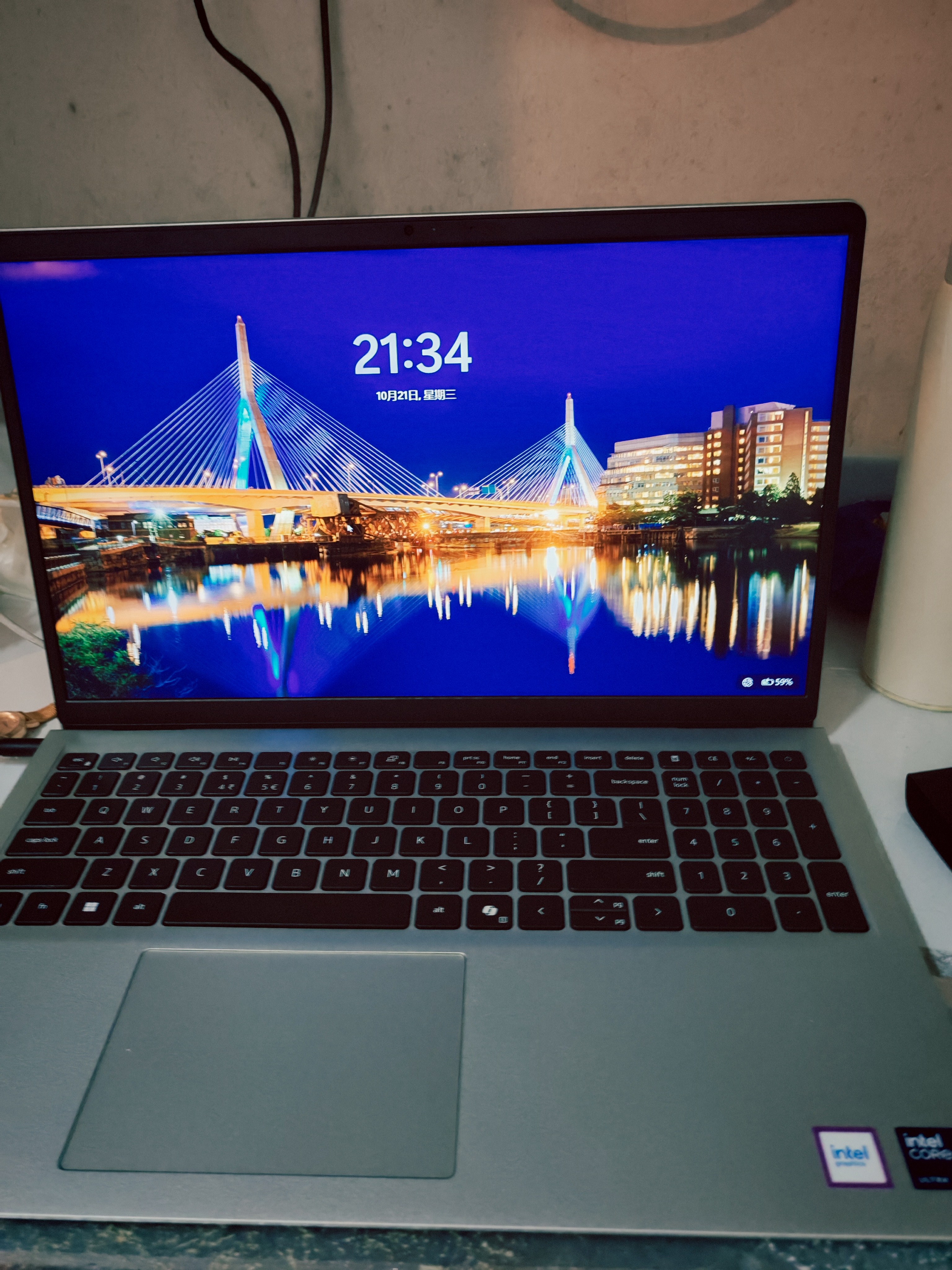 戴尔（DELL）灵越15Pro【2026新品补贴15%】AI超轻薄笔记本电脑15.6英寸便携大屏全能大学生办公商务游戏手提本 Ultra5-225H 锐炫显卡 120Hz高刷屏 16G DDR5内存  实拍图