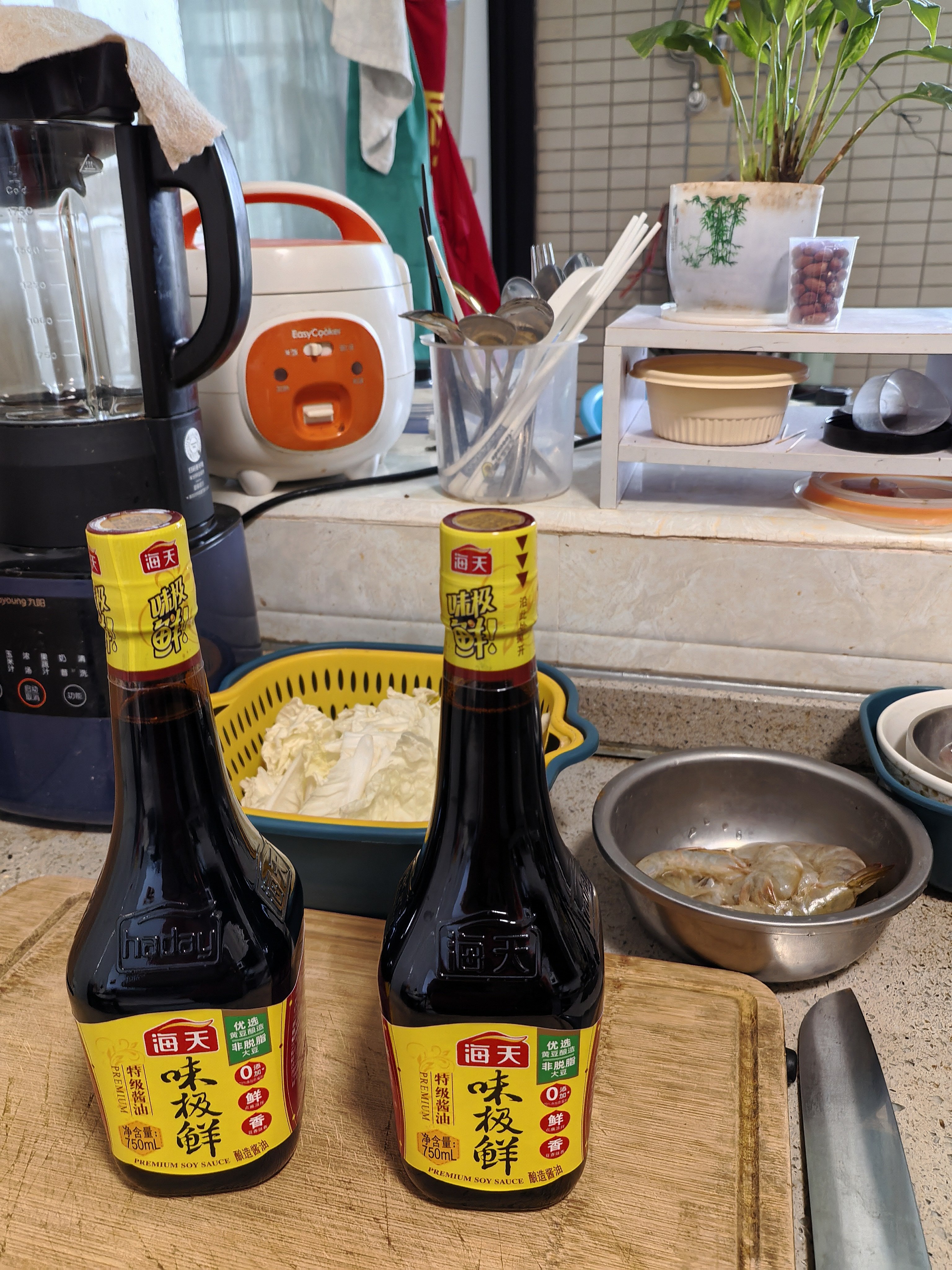 海天味极鲜酱油 特级生抽 0添加防腐 自然鲜 炒菜调料凉拌红烧调味品 【非转基因】味极鲜750mL 实拍图