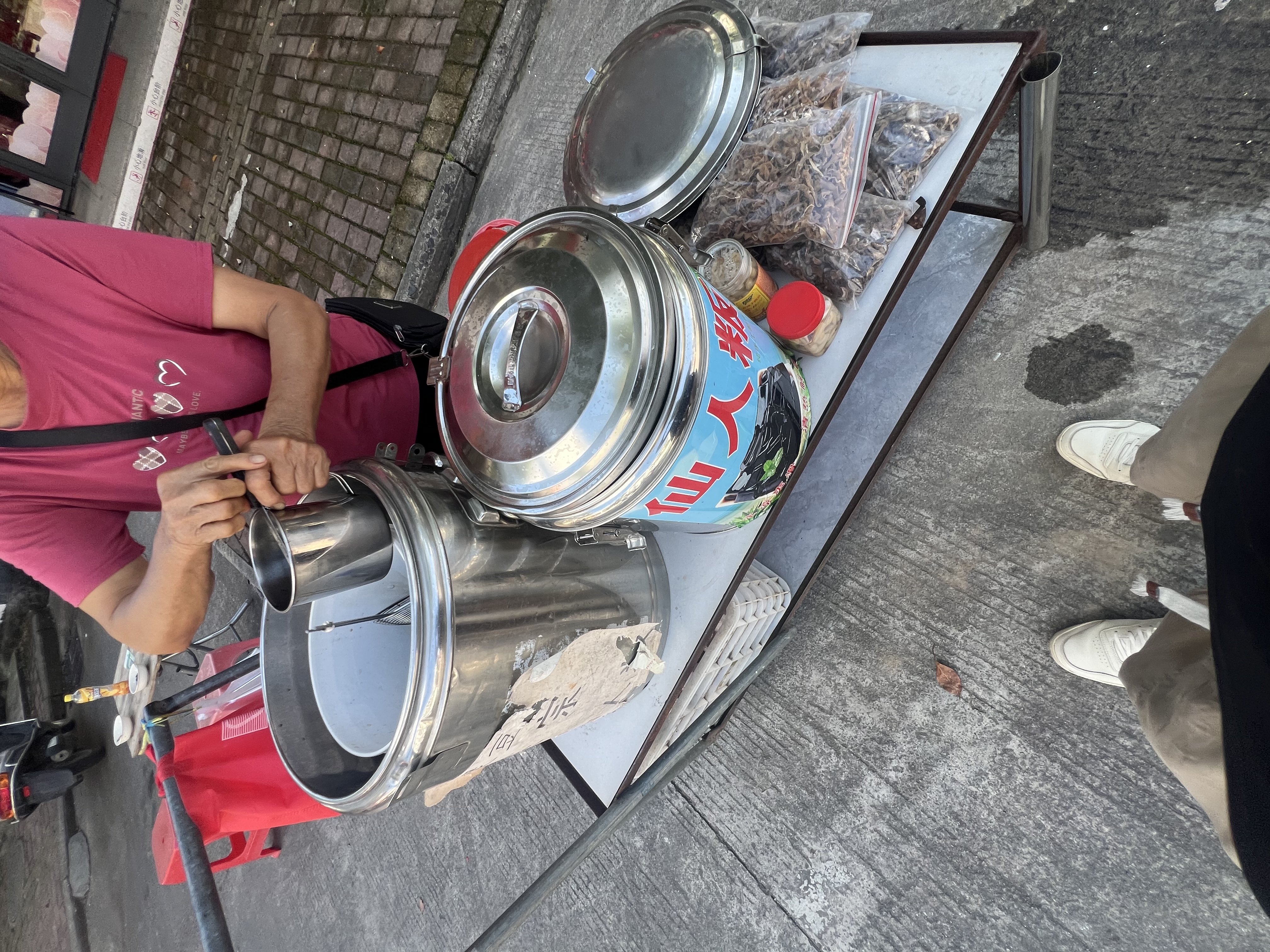三鼎电热烧水桶开水桶304不锈钢商用大号煮草药凉茶奶茶水桶控温绿豆汤桶保温月子桶防干烧开水器 保温开水桶(特厚款）装约39斤|304发热盘 实拍图