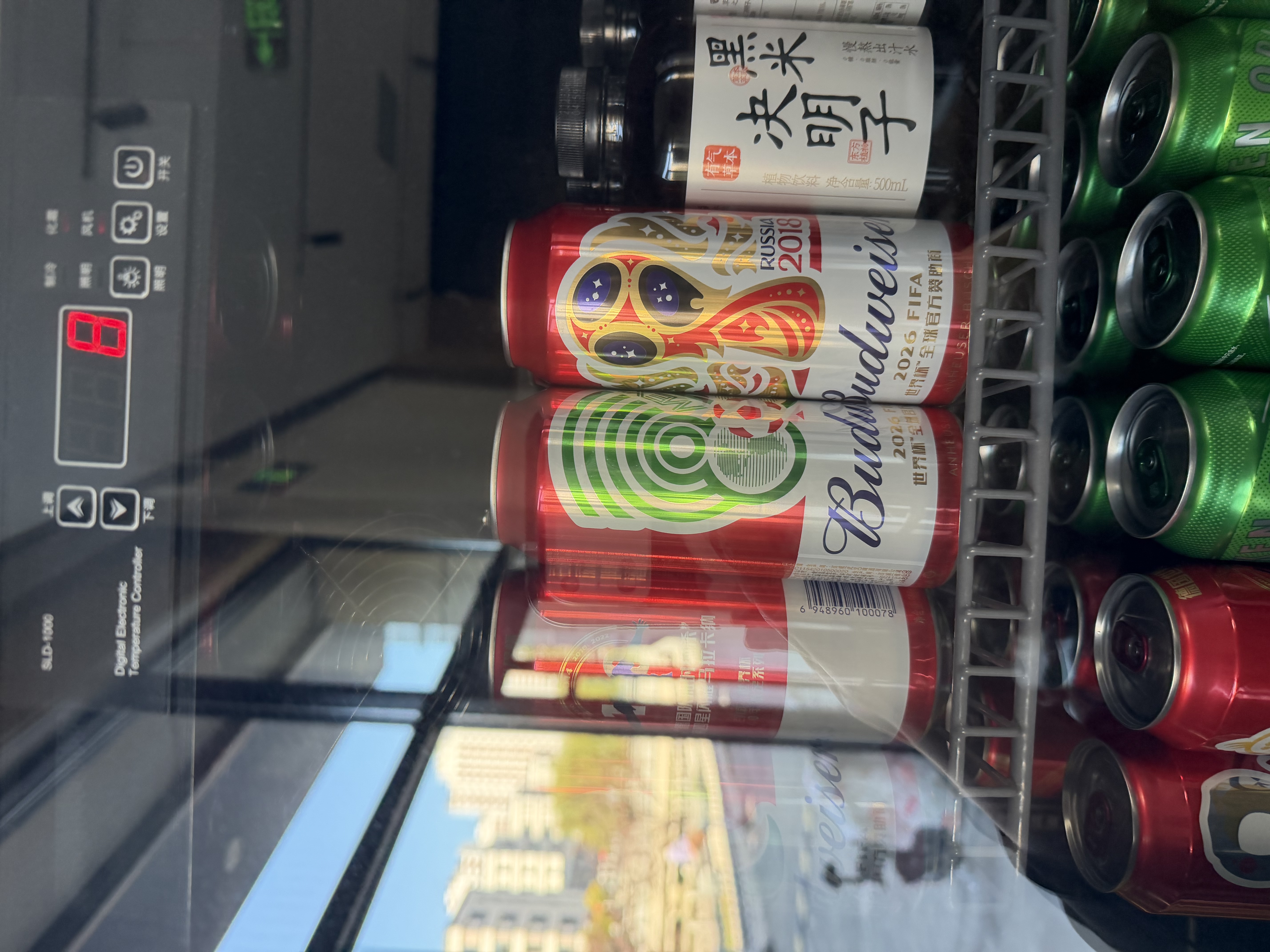 百威【哈宝同款】世界杯礼盒版啤酒【40周年限定】500ml*12罐整箱装 实拍图