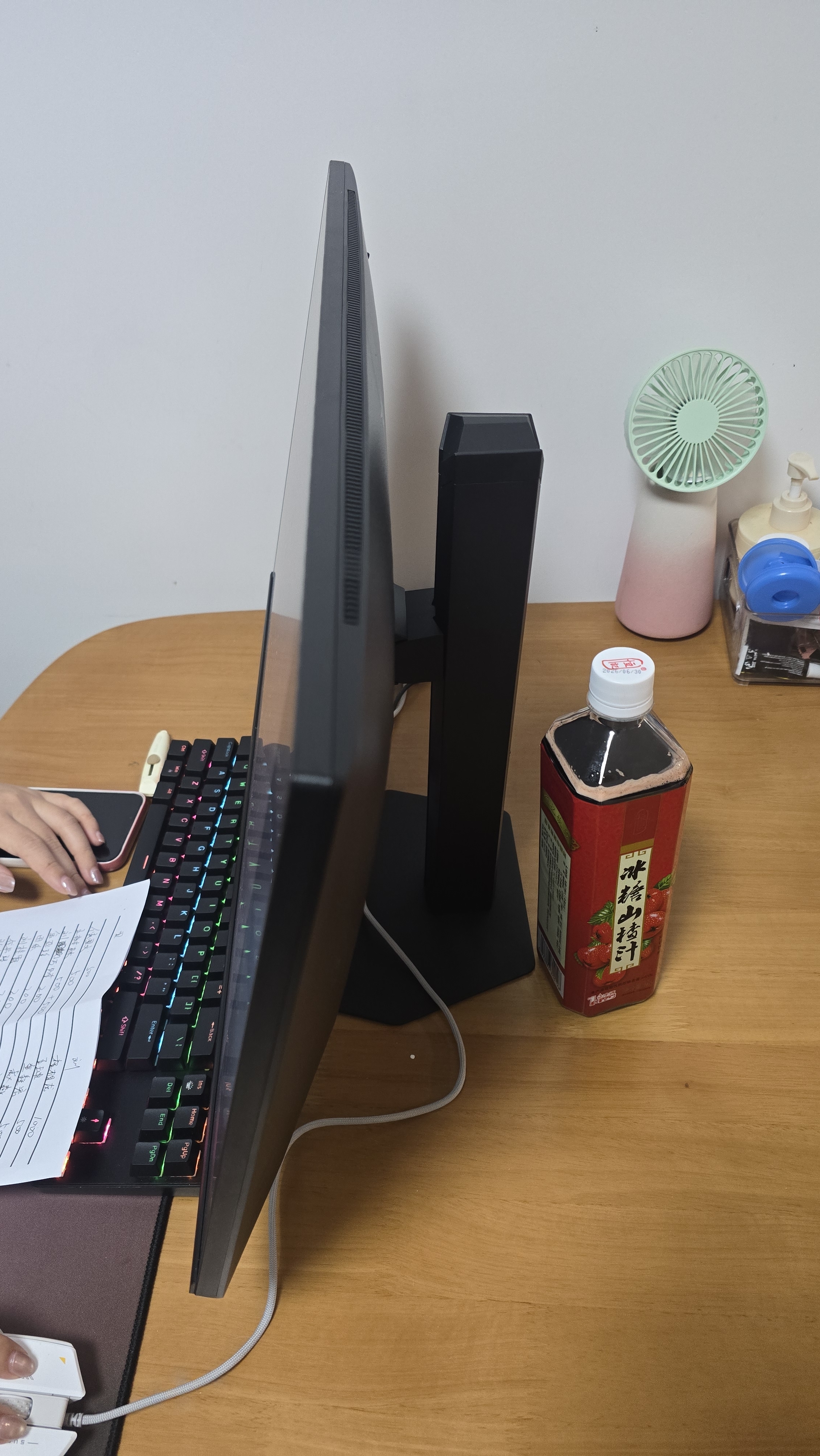 KTC24.5英寸300Hz升降旋转FastIPS广色域HDR400显示屏电脑显示器H25T7-5 实拍图