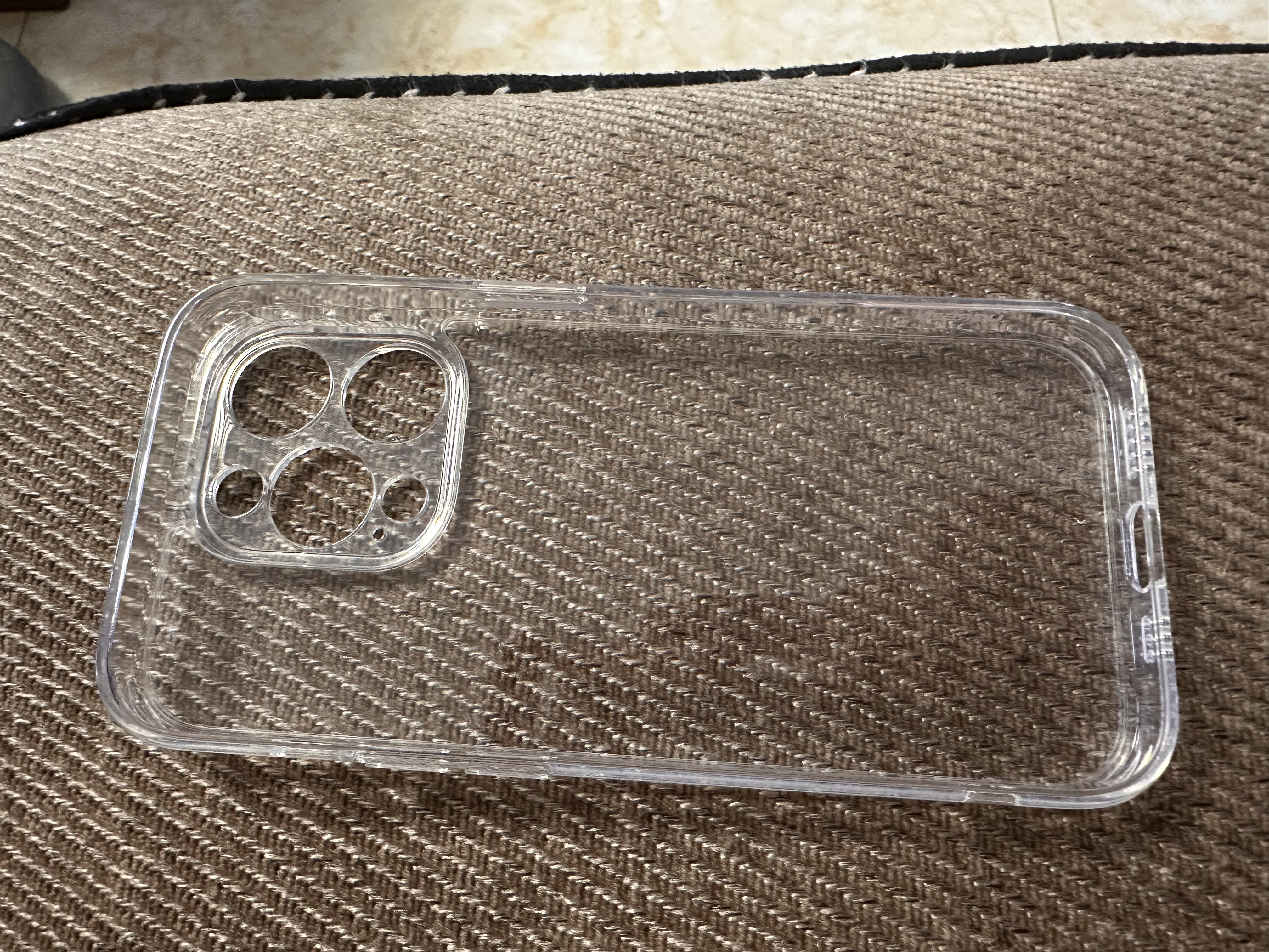 绿联 适用苹果14Pro手机壳iPhone14pro防摔壳 抗指纹防磨防震抗黄 镜头全包超薄保护套 透明  实拍图