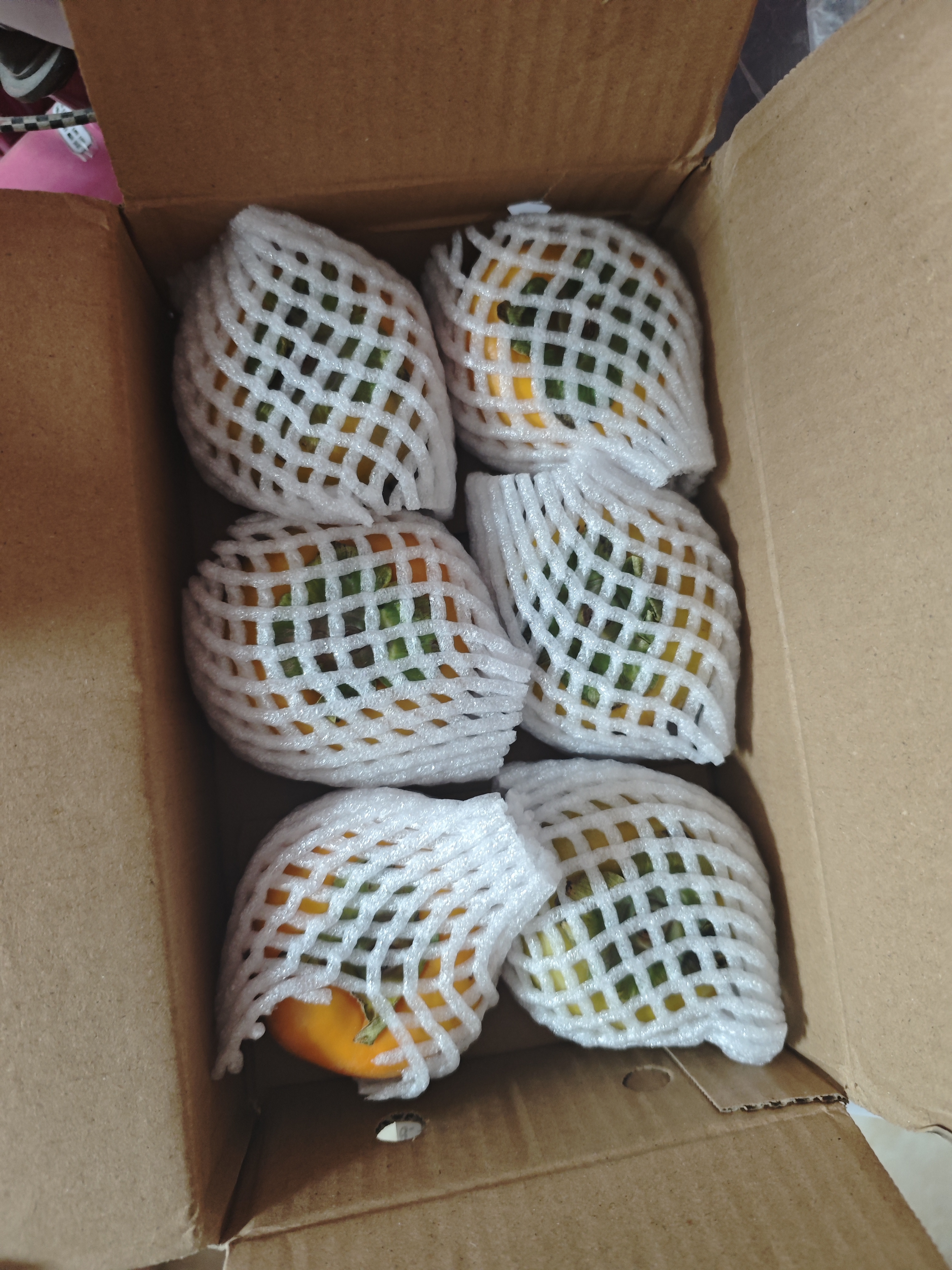 京鲜生 山西巧克力脆柿阳丰脆柿4粒装 单果120g+新鲜水果源头直发 实拍图
