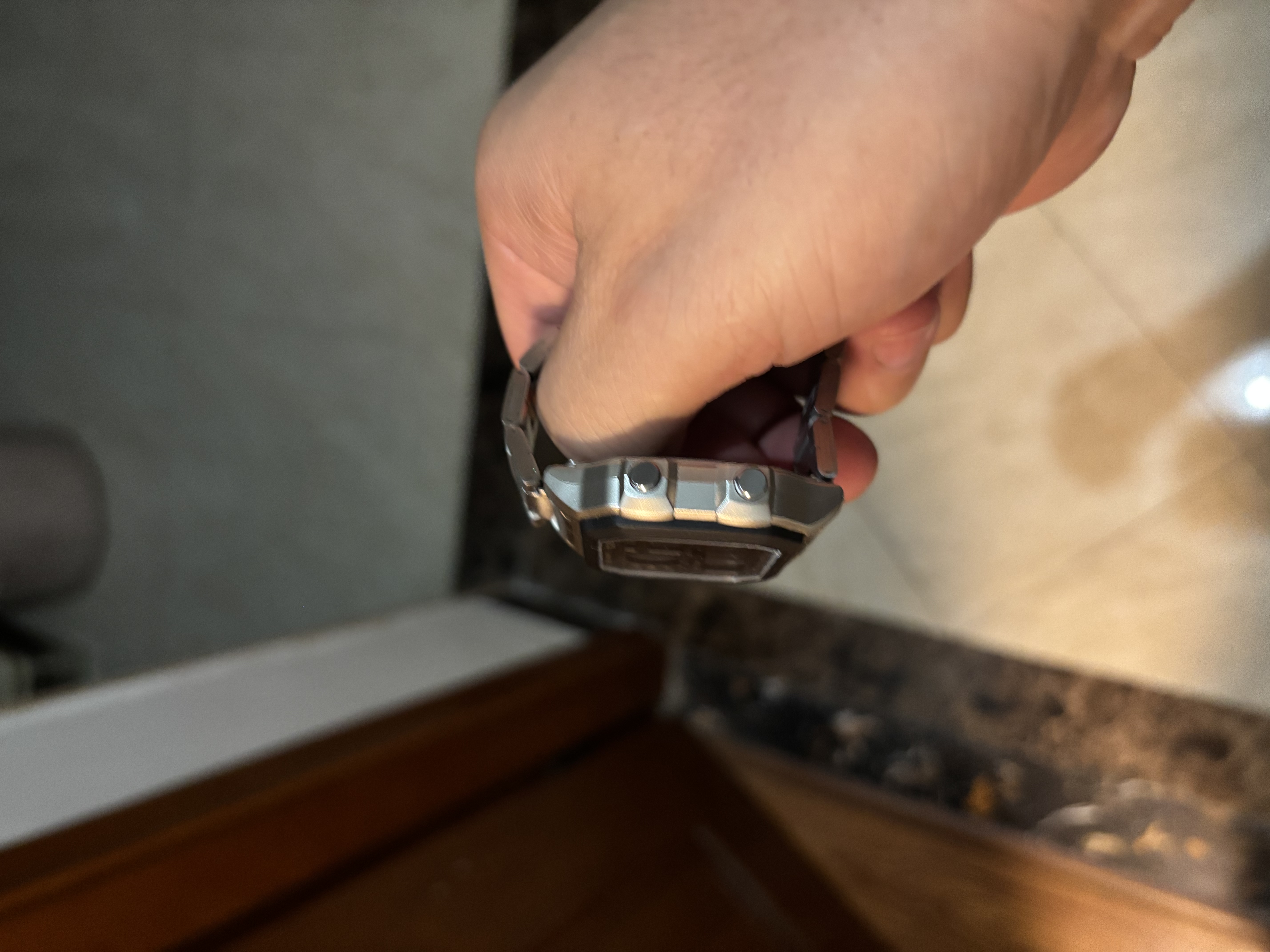 卡西欧（CASIO）小方块手表 ae1200电子表初高中学生复古小银块石英表新款 礼物 AE-1200WHD-1A 实拍图