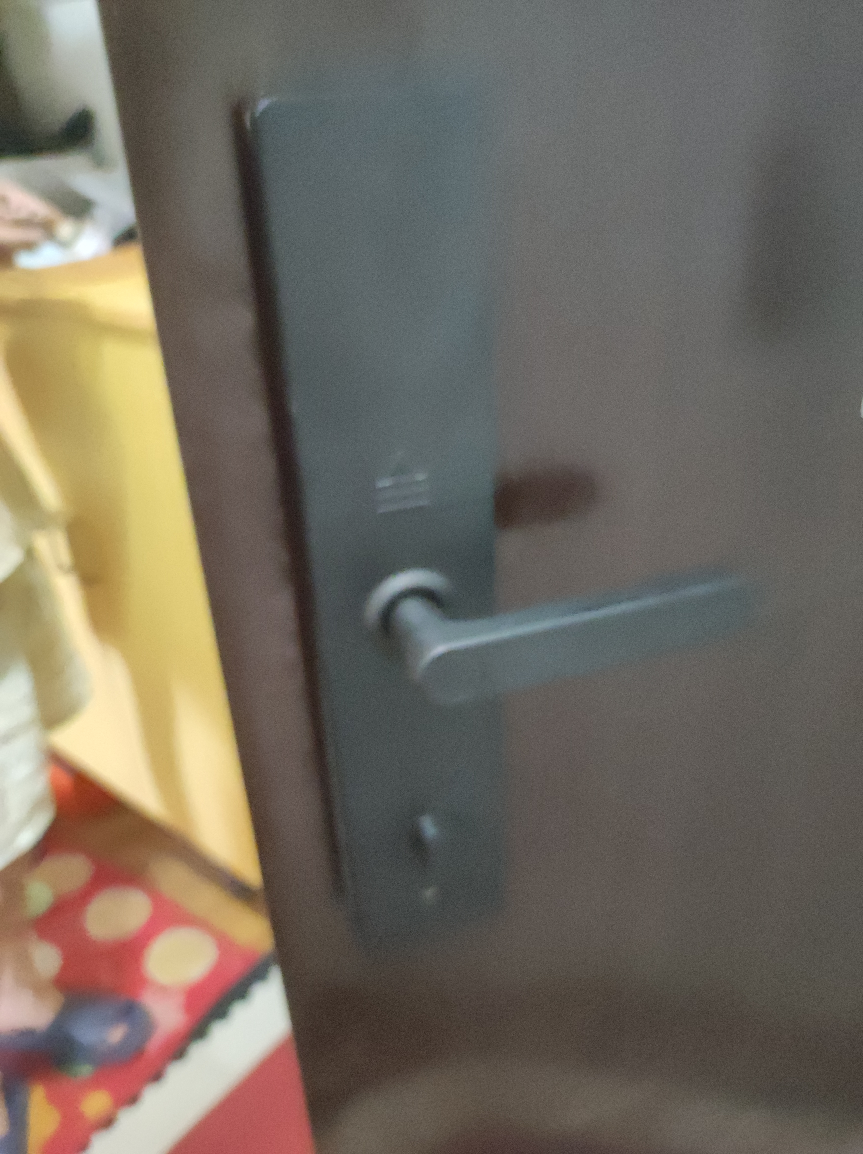 威恒 指纹锁密码锁智能门锁电子锁家用防盗门 c级锁芯智能门防小黑盒 经典款-五合一开锁【指导安装】 专配锁体+开门磁卡 实拍图