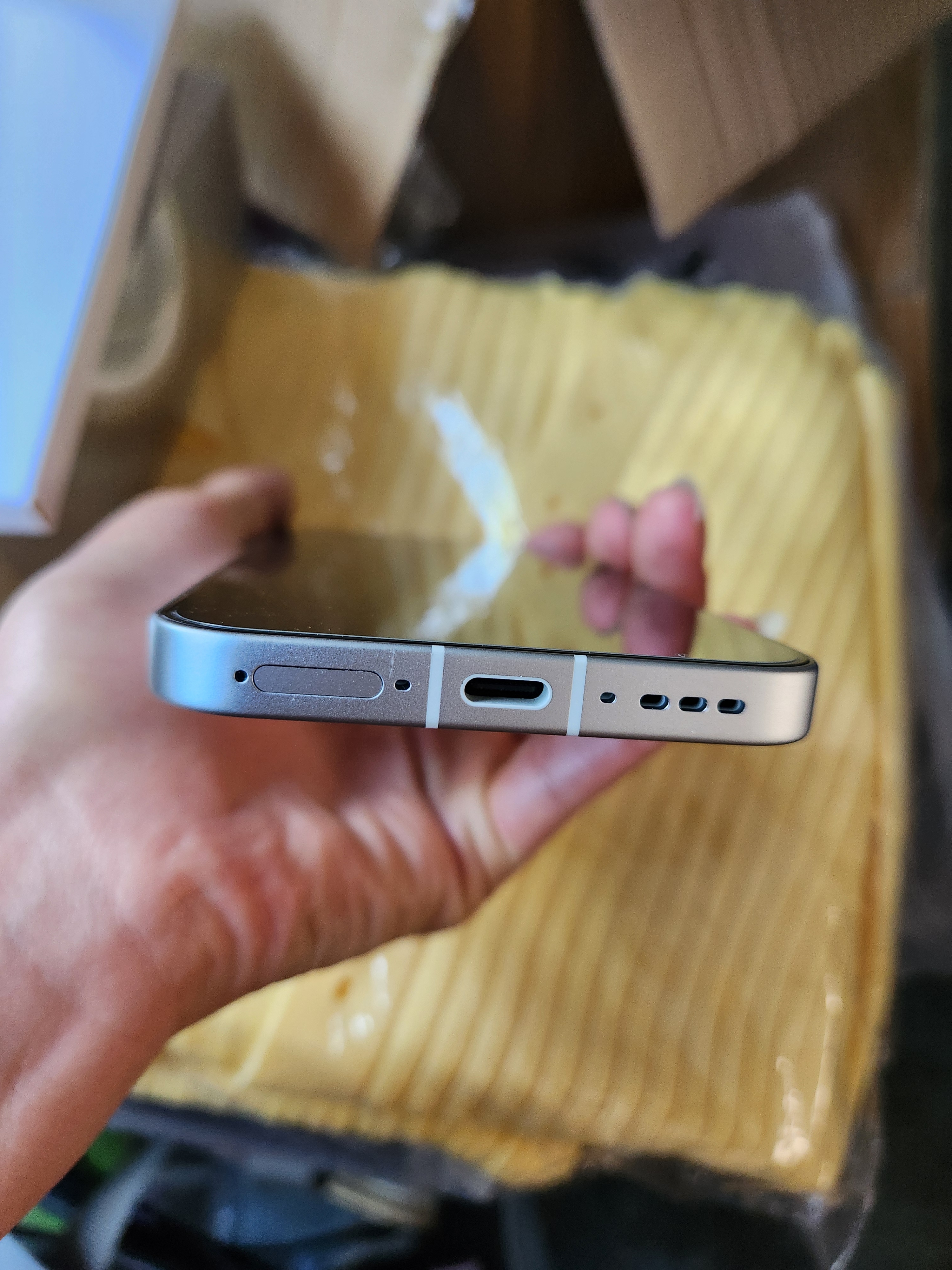 OPPO【国家补贴15%】Reno16 新品上市 opporeno16新款 oppo手机5g全网通拍照手机 reno16 实况神机 怦然星动 16+512GB 官方标配【OPPO蓝牙耳机/CCD相机】 实拍图