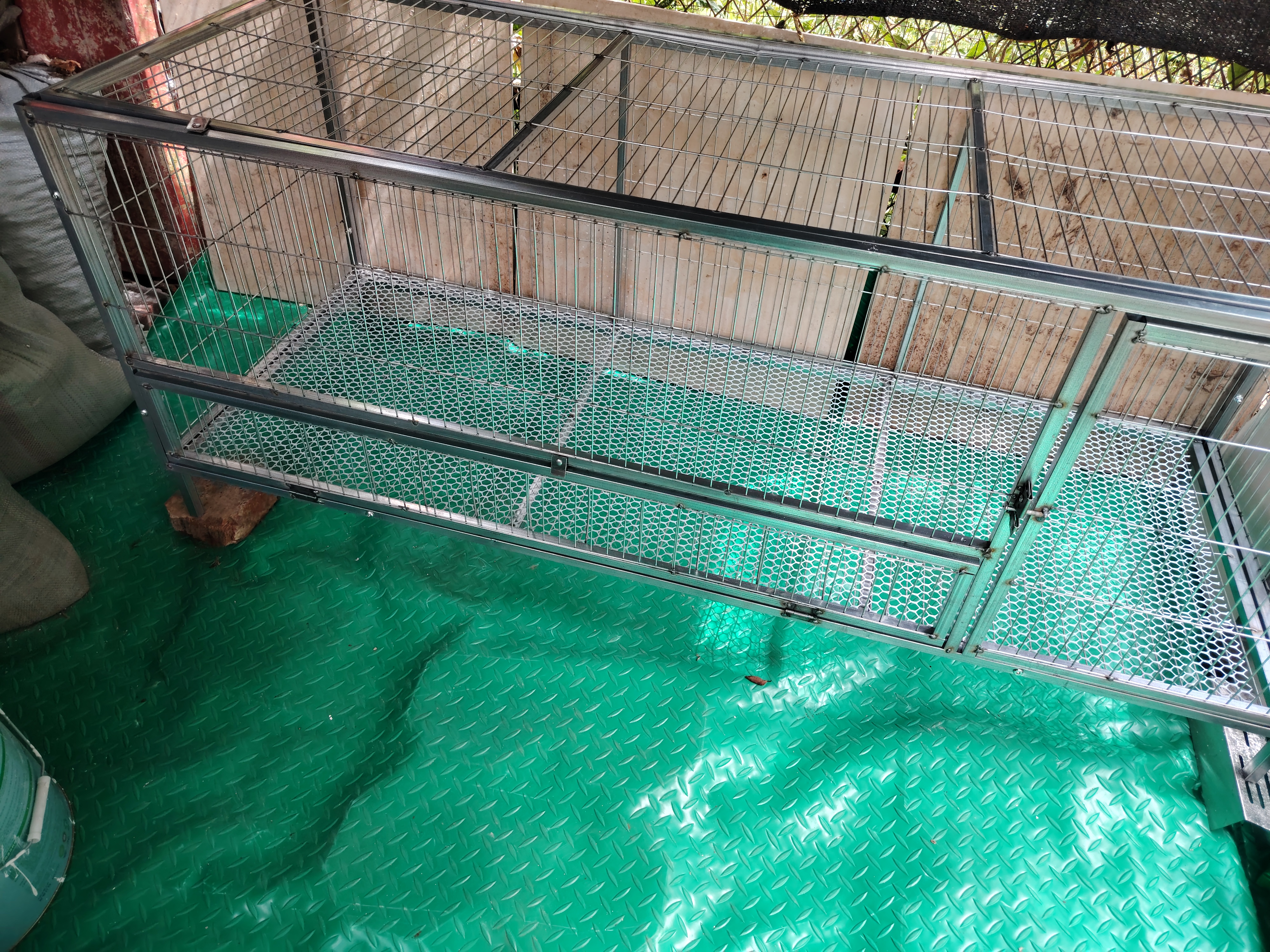 京东快递大号鸡笼家用室外镀锌防雨防黄鼠狼自动清粪鸡鸭鹅猫狗笼 【镀锌加粗方钢】150*58*62cm【侧开门天窗】 实拍图