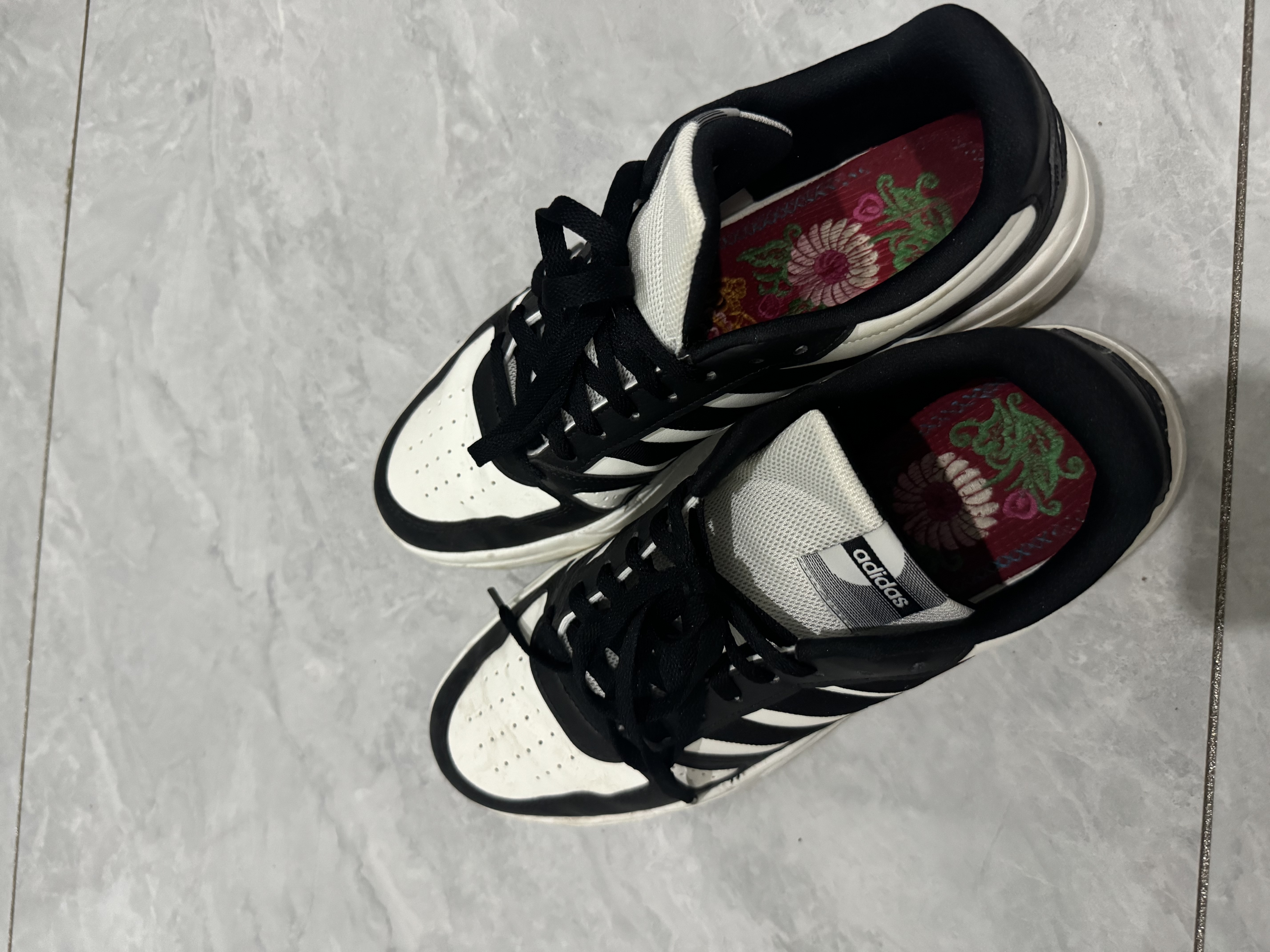 阿迪达斯（adidas）休闲运动板鞋百搭情侣款潮流韩版透气男鞋子 UK10码44.5 实拍图