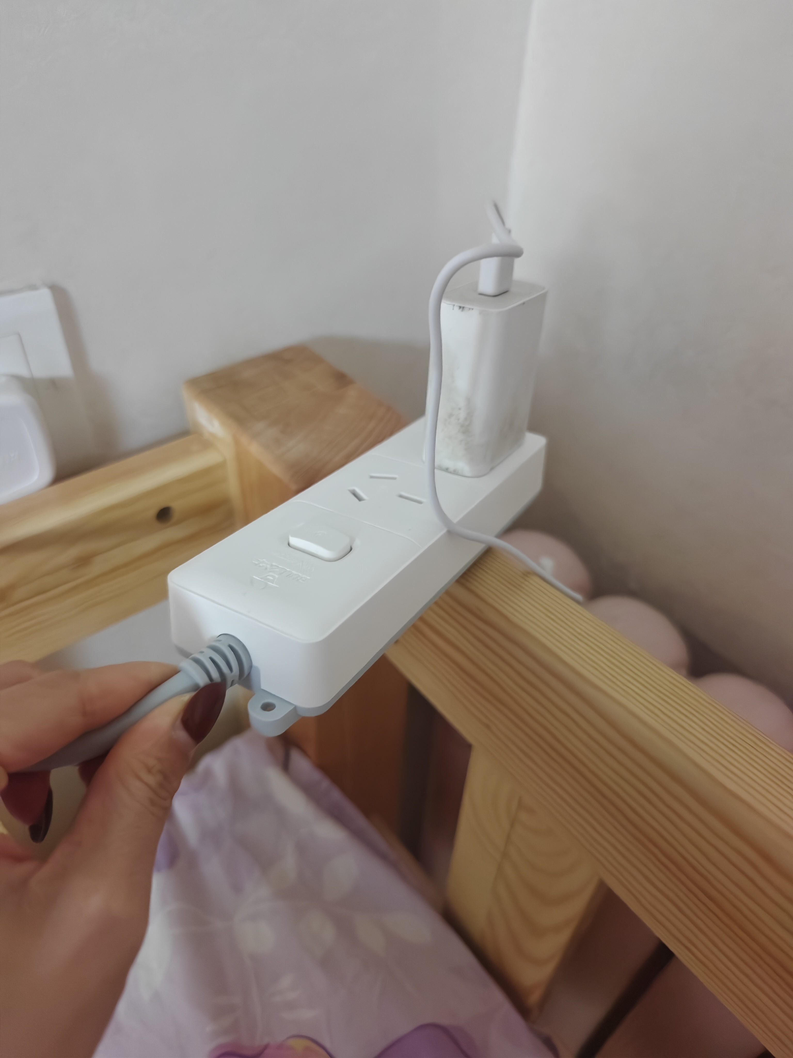 公牛16A空调专用插座16A转10A转16安插线板热水器取暖器油酊插排4000W大功率延长接线板大三孔插排 16A+10A 两孔 带开关0.5米S102D 实拍图