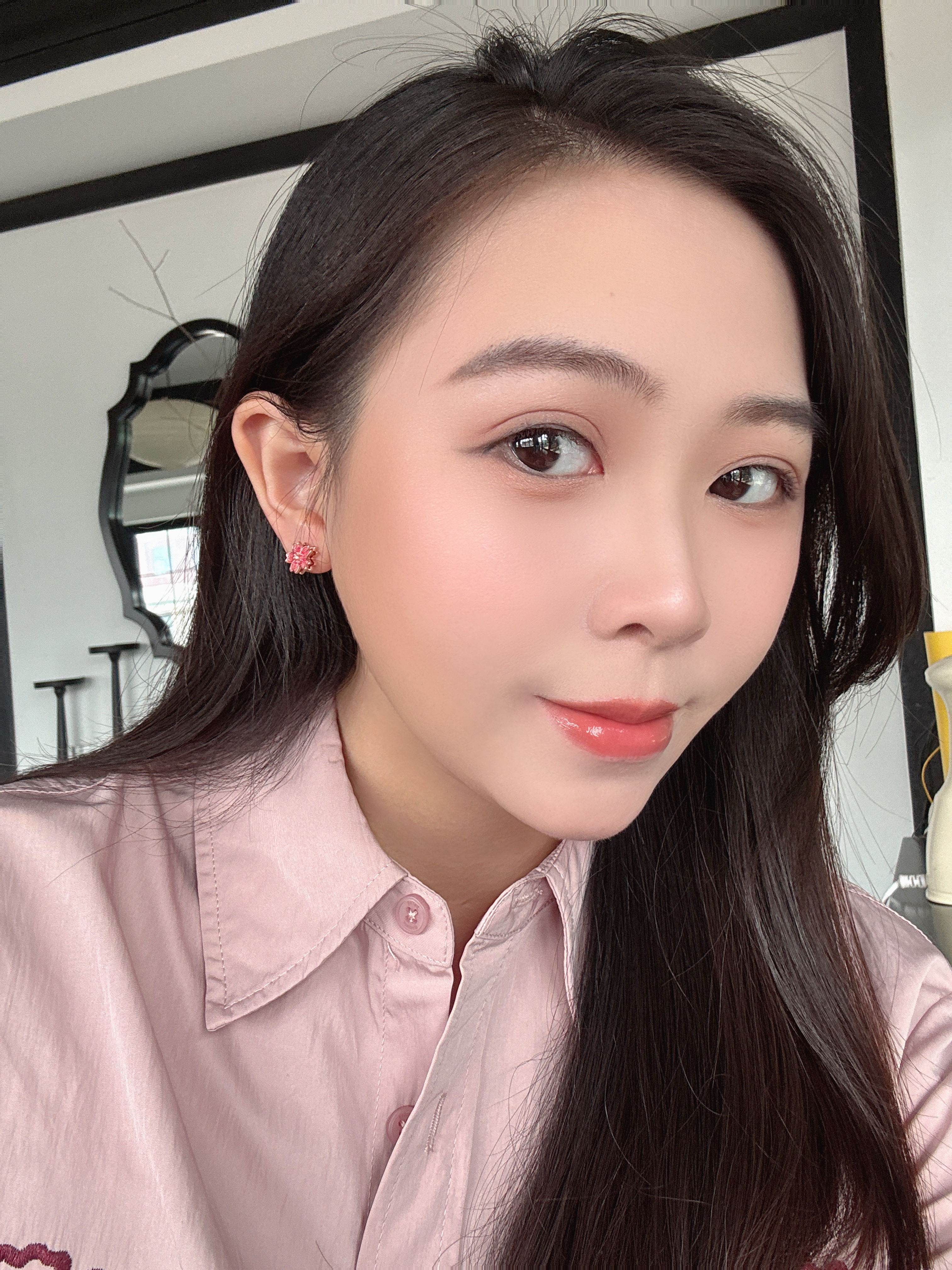 唯一（Winy）桃花施华洛世奇锆纯银耳钉女士2026新款耳环饰生日礼物送女朋友 实拍图