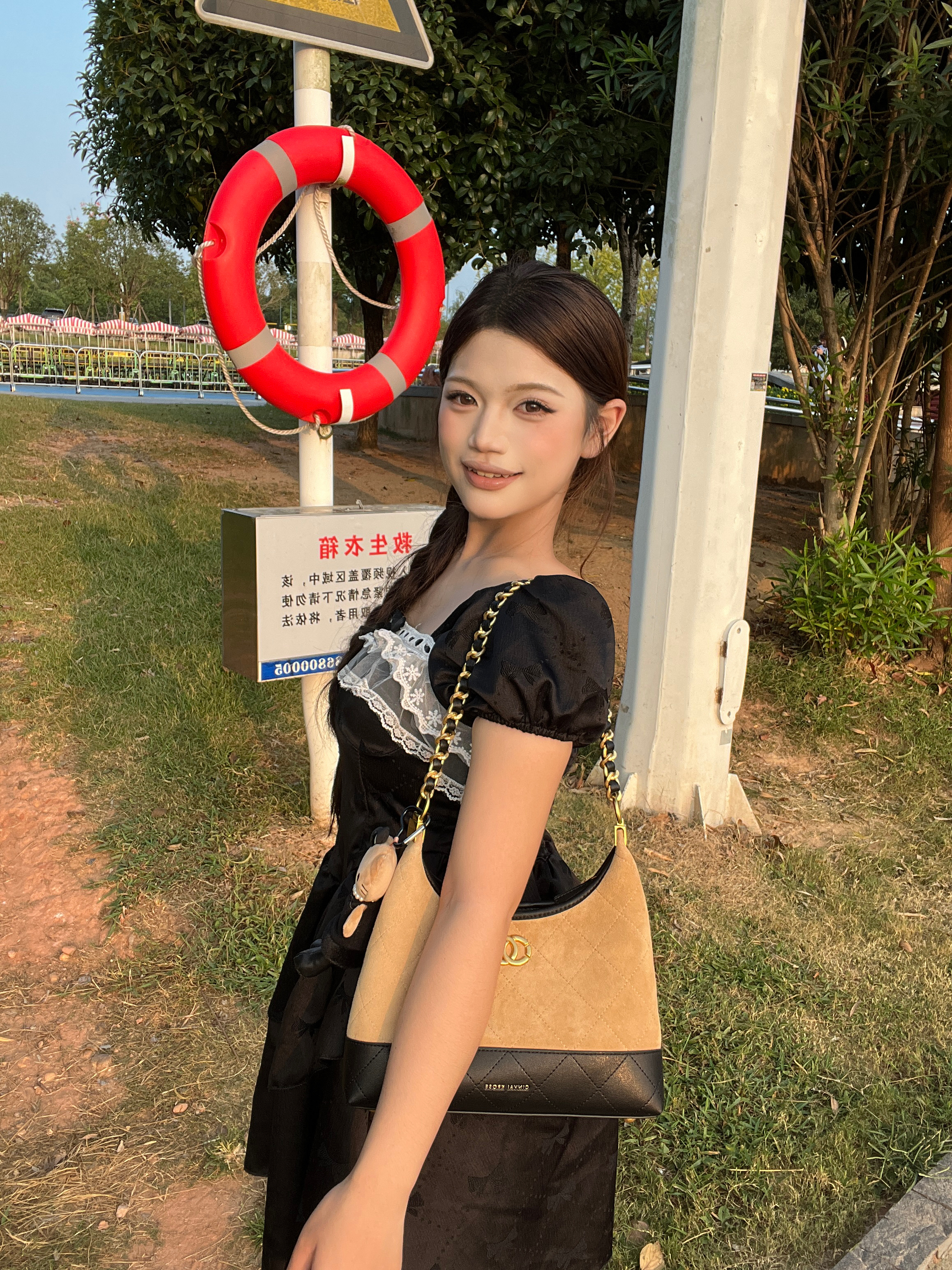 CinvaiKrose官方店小c&k包包女包2026新款女士单肩腋下包秋冬斜挎包生日礼物 杏色Apricot【节日送礼表白可代写心意贺卡】 实拍图