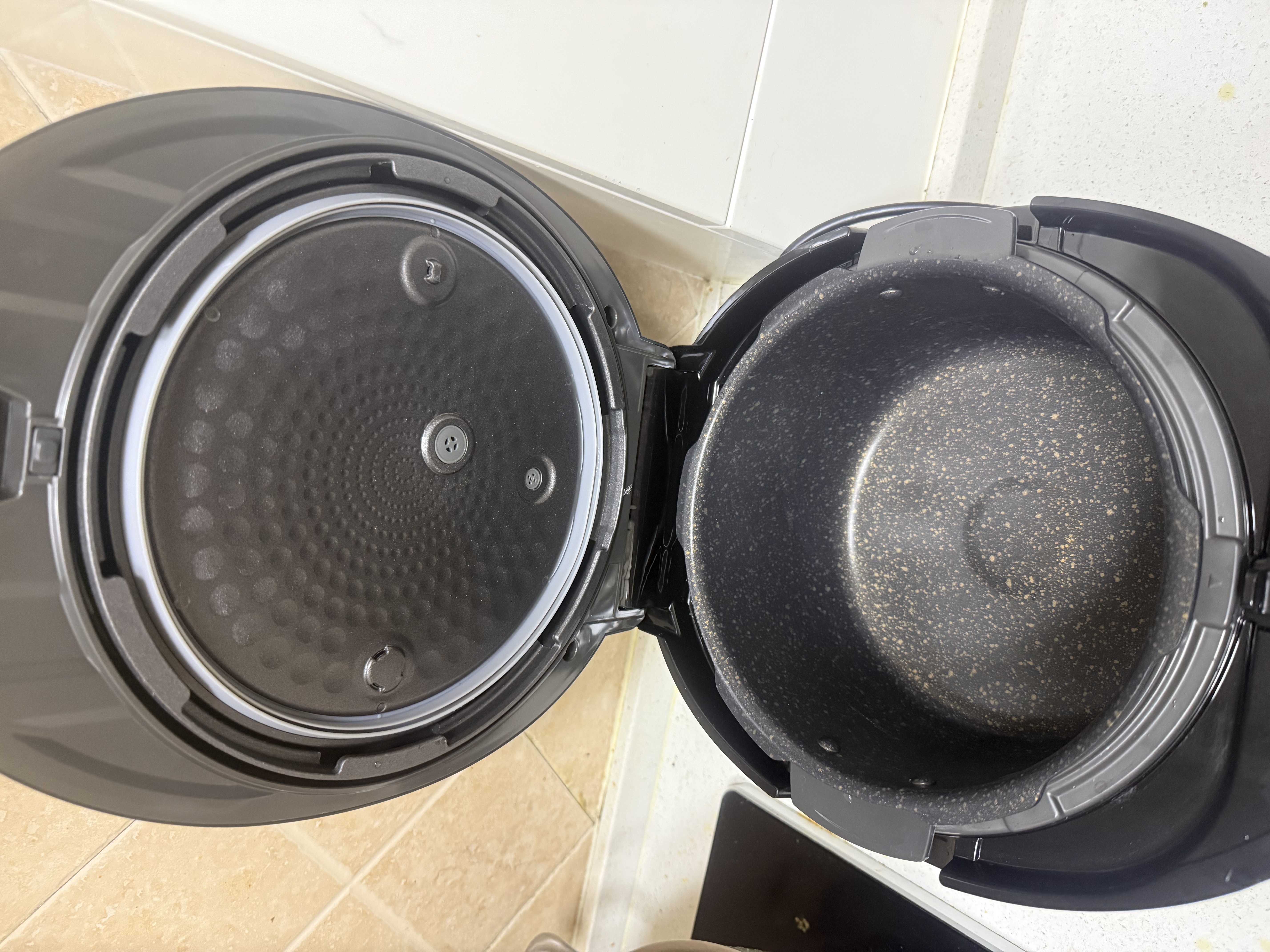 福库（CUCKOO）韩国原装进口家用多功能高压电饭煲麦饭石型内胆高压力煮饭煲锅5升4-5人份CRP-Q1050FS 实拍图