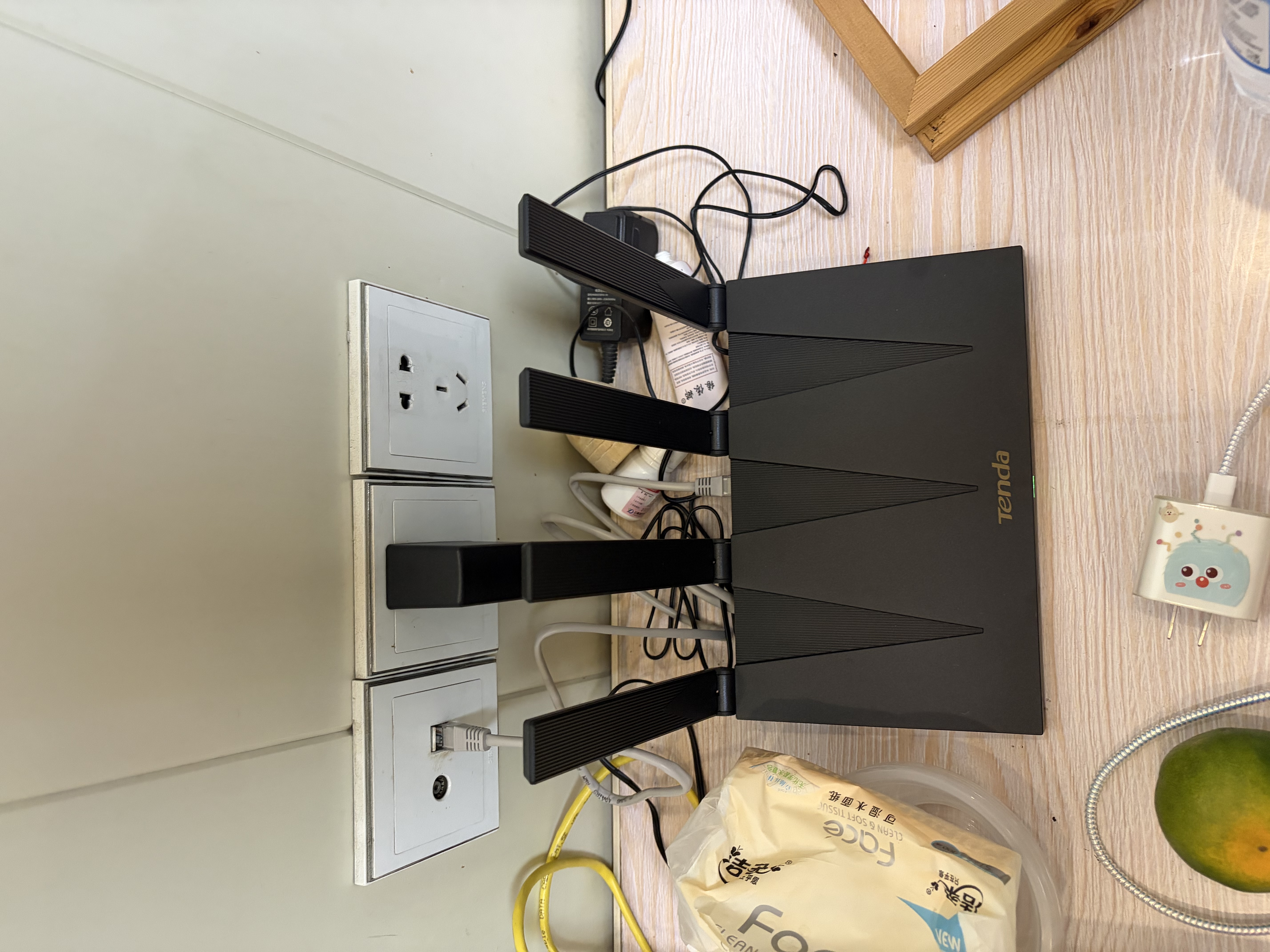 Tenda腾达路由器WiFi6+【泰山AX3000 Ultra】千兆穿墙王信号放大器增强无线家用甄选高配芯片AX12 Pro 实拍图