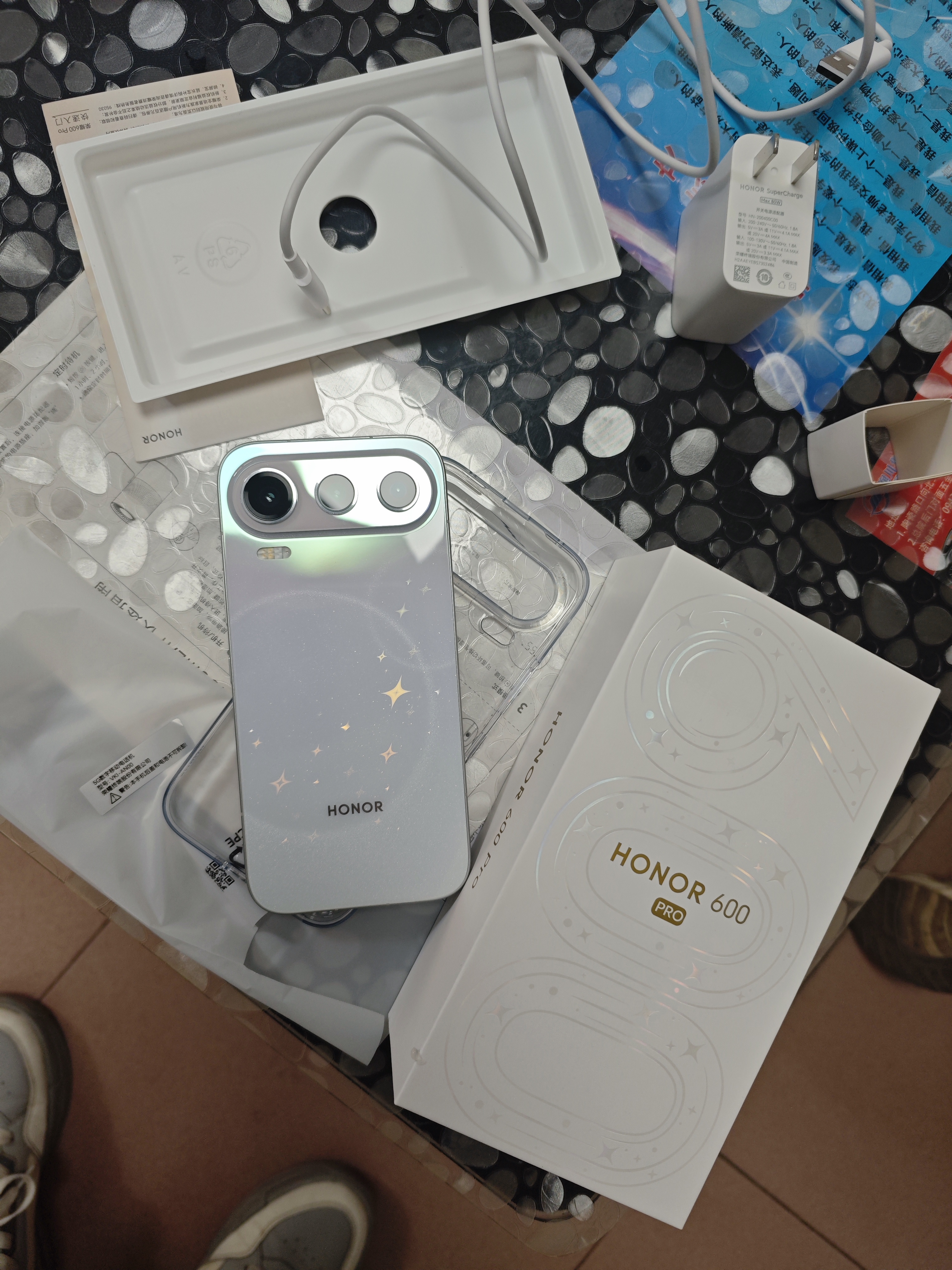 荣耀600 Pro 16+512幸运星 肖战同款 4k闪光微单Live 8000mAh大电池 5G AI 学生 拍照手机 国家补贴 实拍图