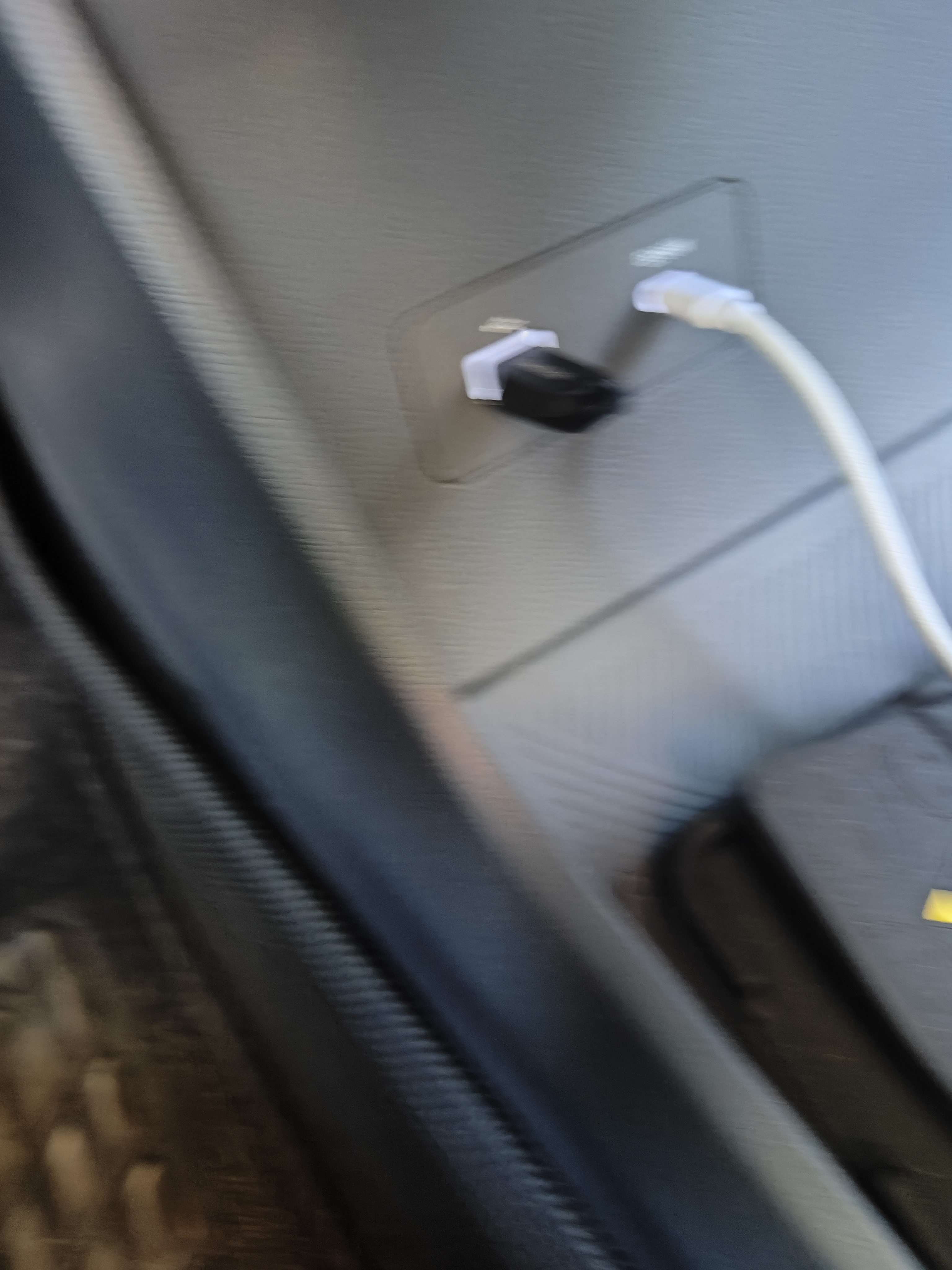 Sandisk闪迪128GB USB3.2 U盘 CZ550黑色 读速100MB/s 安全加密 数据恢复 学习办公电脑车载 高速大容量优盘 实拍图
