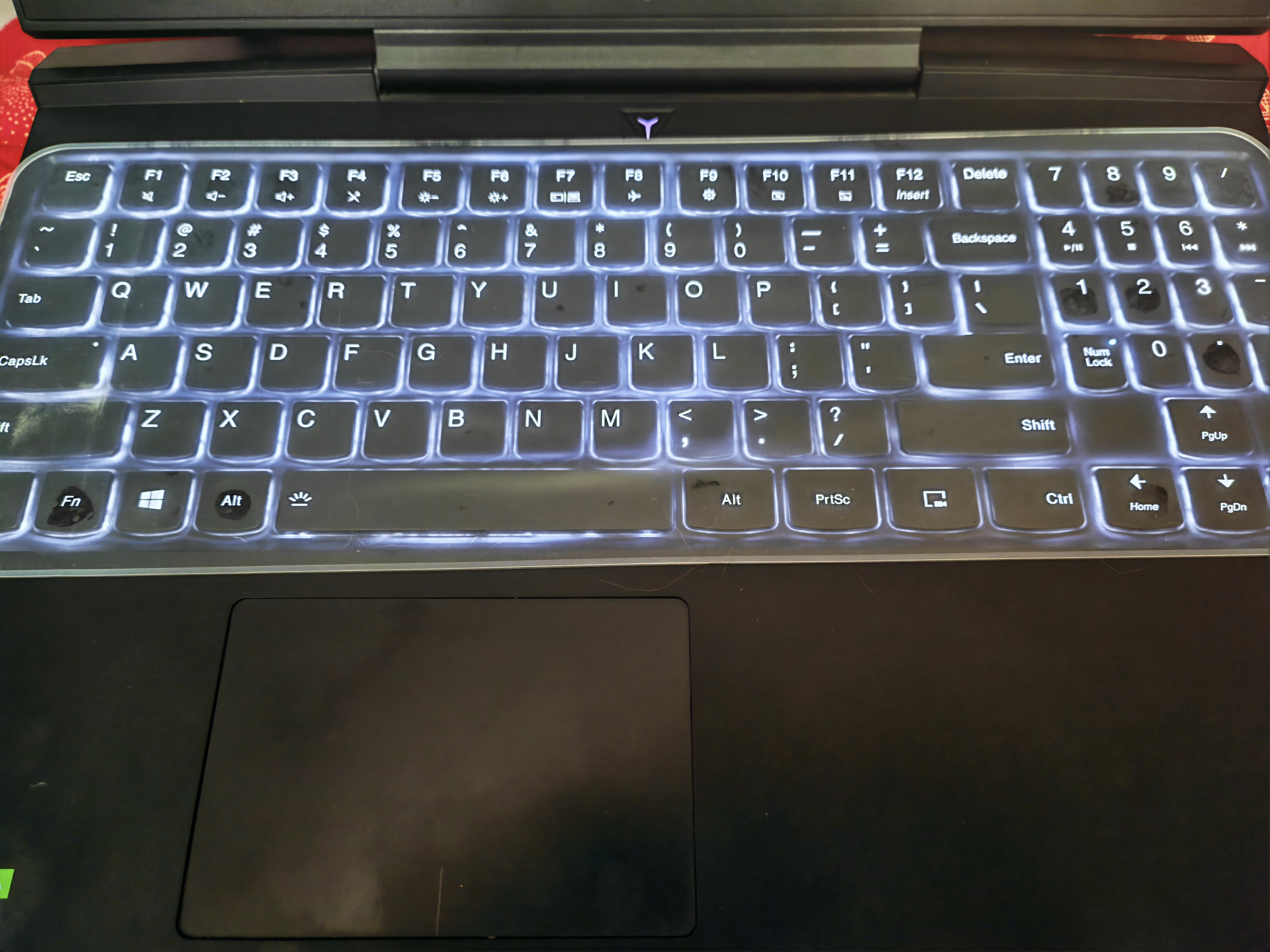 联想（Lenovo)拯救者15.6寸Y7000/R9000P高刷电竞游戏本i73060二手笔记本电脑 95新Y7000Pi7-9750H1660Ti高刷 高配16G内存+512G固态 实拍图