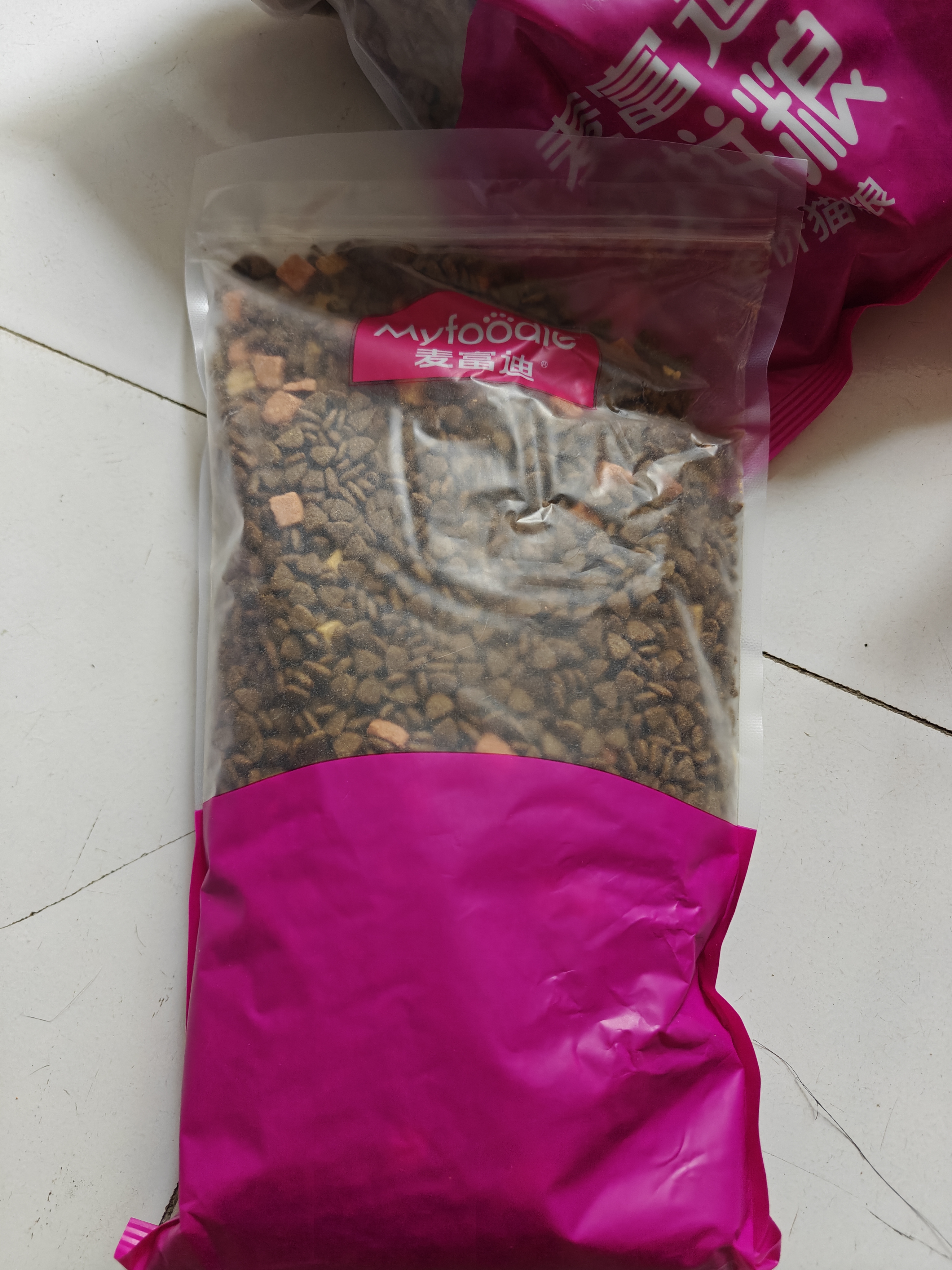 麦富迪猫粮 超肉粒冻干双拼成猫粮美毛护肠三文鱼10kg/20斤【宠物金选】 实拍图