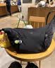 lululemon丨Slouchy 斜挎包 拒水 LU9CACS 黑色 O/S 实拍图