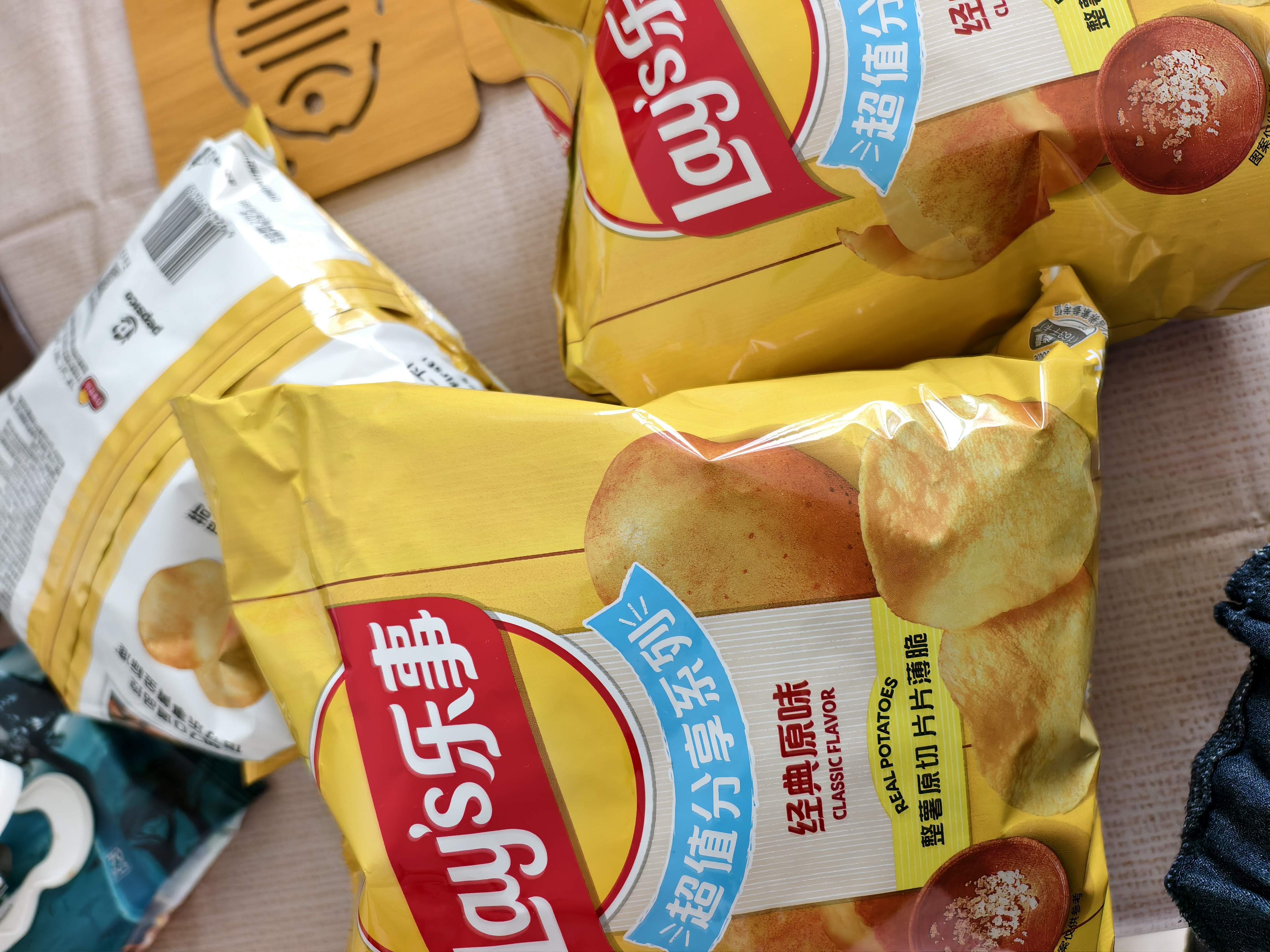 乐事（Lay's）【王鹤棣推荐】薯片 经典原味 135克 休闲零食 膨化零食  实拍图
