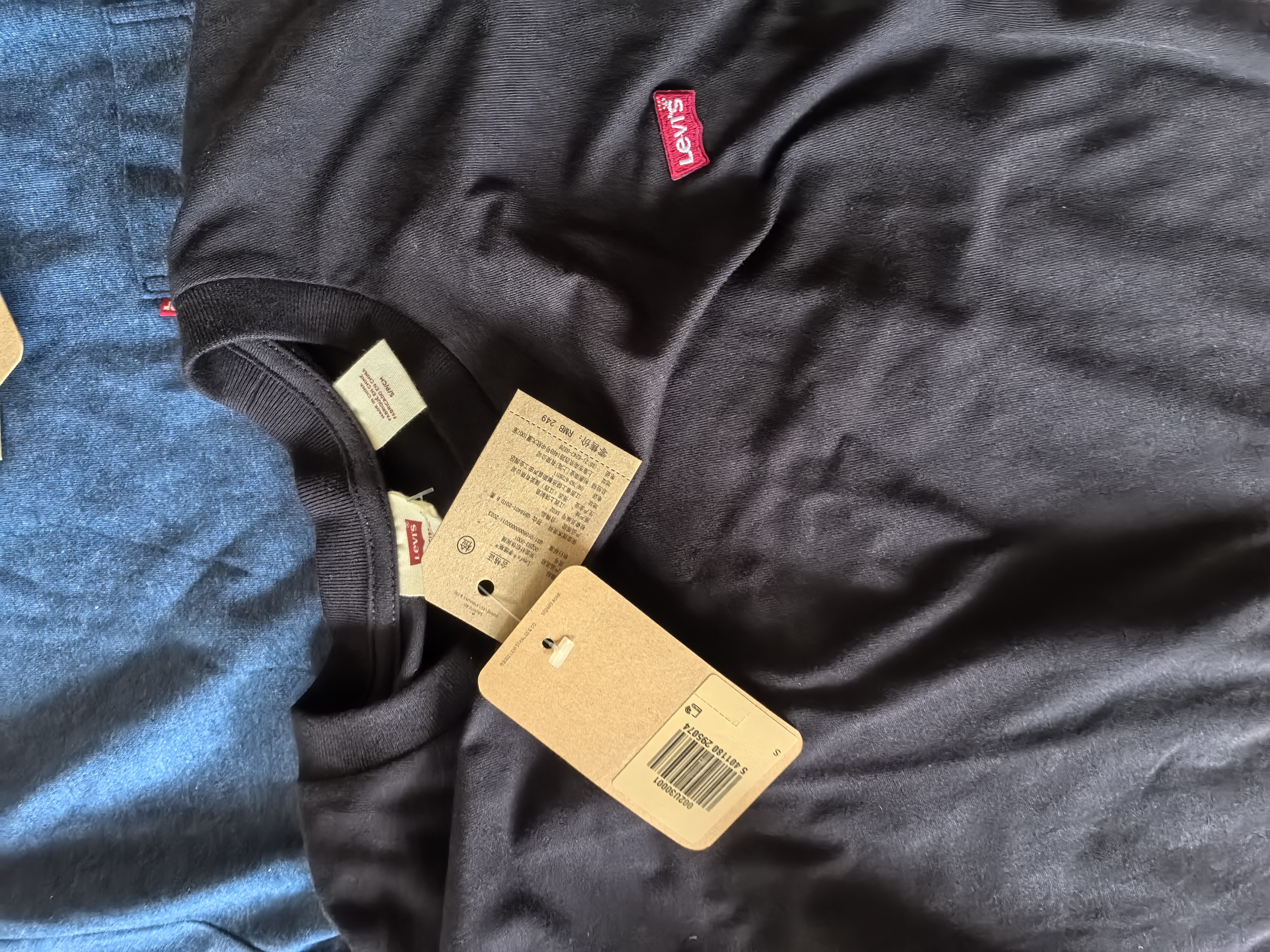 Levi's李维斯情侣同款美式复古简约休闲时尚宽松LOGO印花短袖T恤 黑色 002U3-0001 S 实拍图