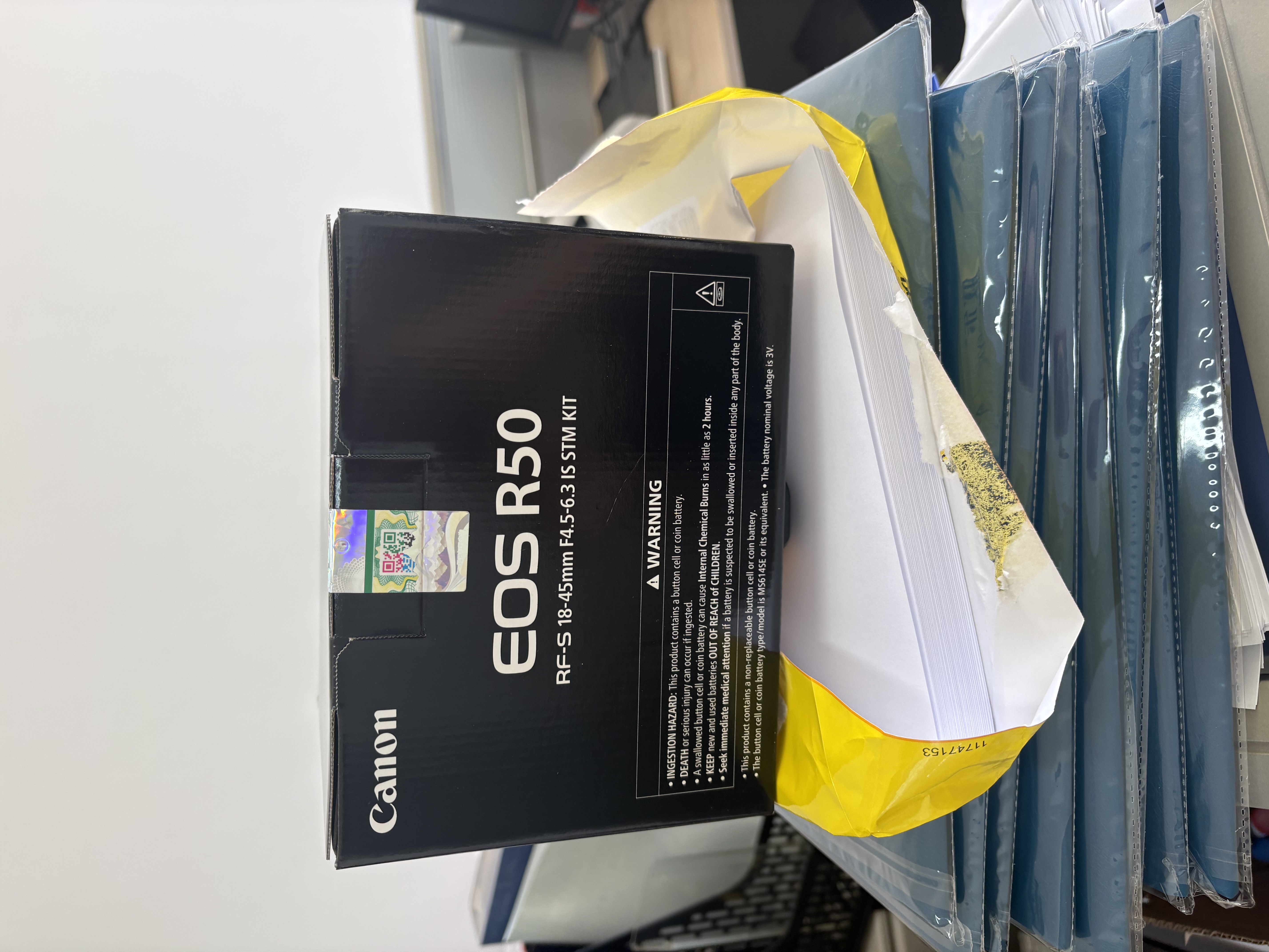 佳能（Canon）佳能r50 入门级微单相机 Vlog拍摄 4K高清视频 自拍照相 半画幅无反 学生旅行家用 扫街旅拍套装  实拍图