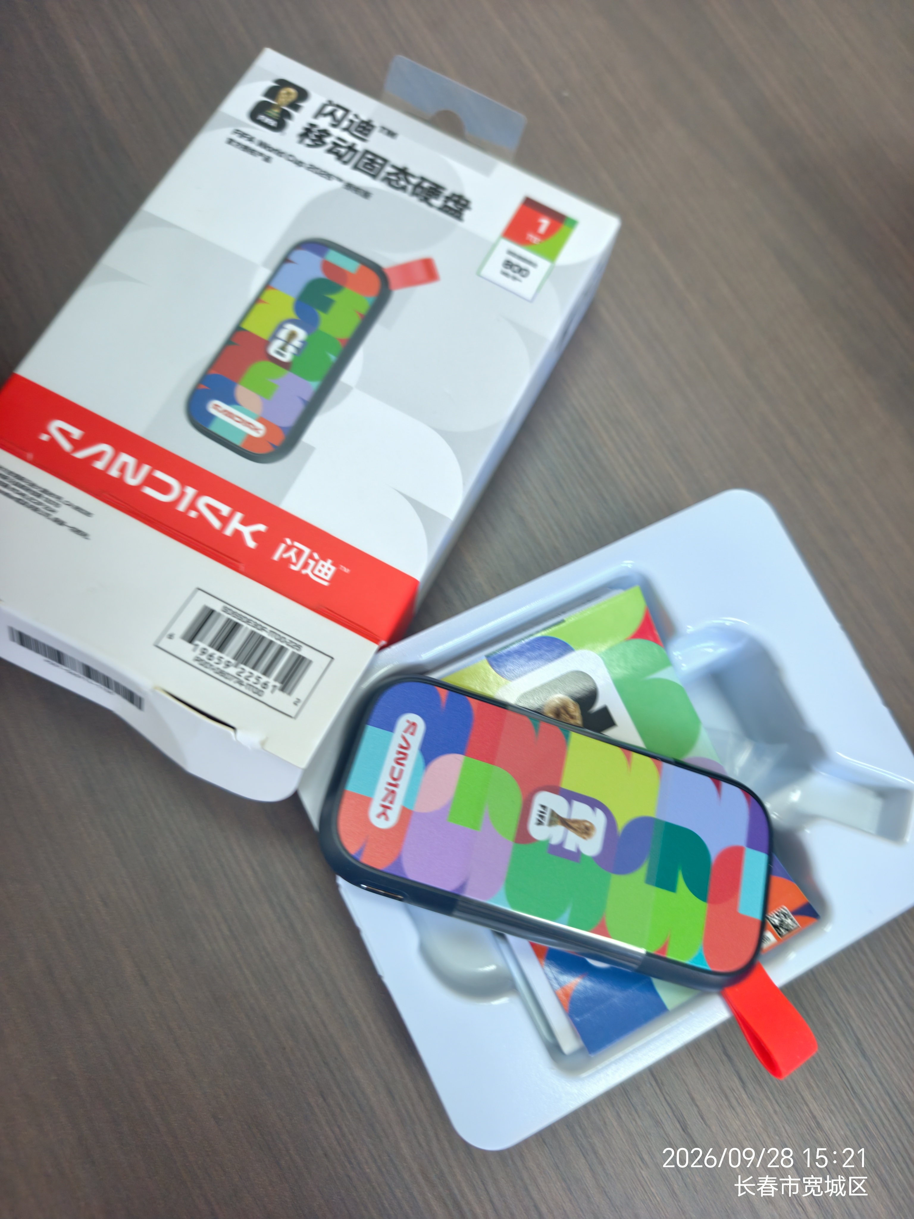 Sandisk闪迪1TB Type-C USB3.2移动固态硬盘PSSD E30F FIFA World Cup 2026授权版 读速800MB/s兼容手机电脑 实拍图