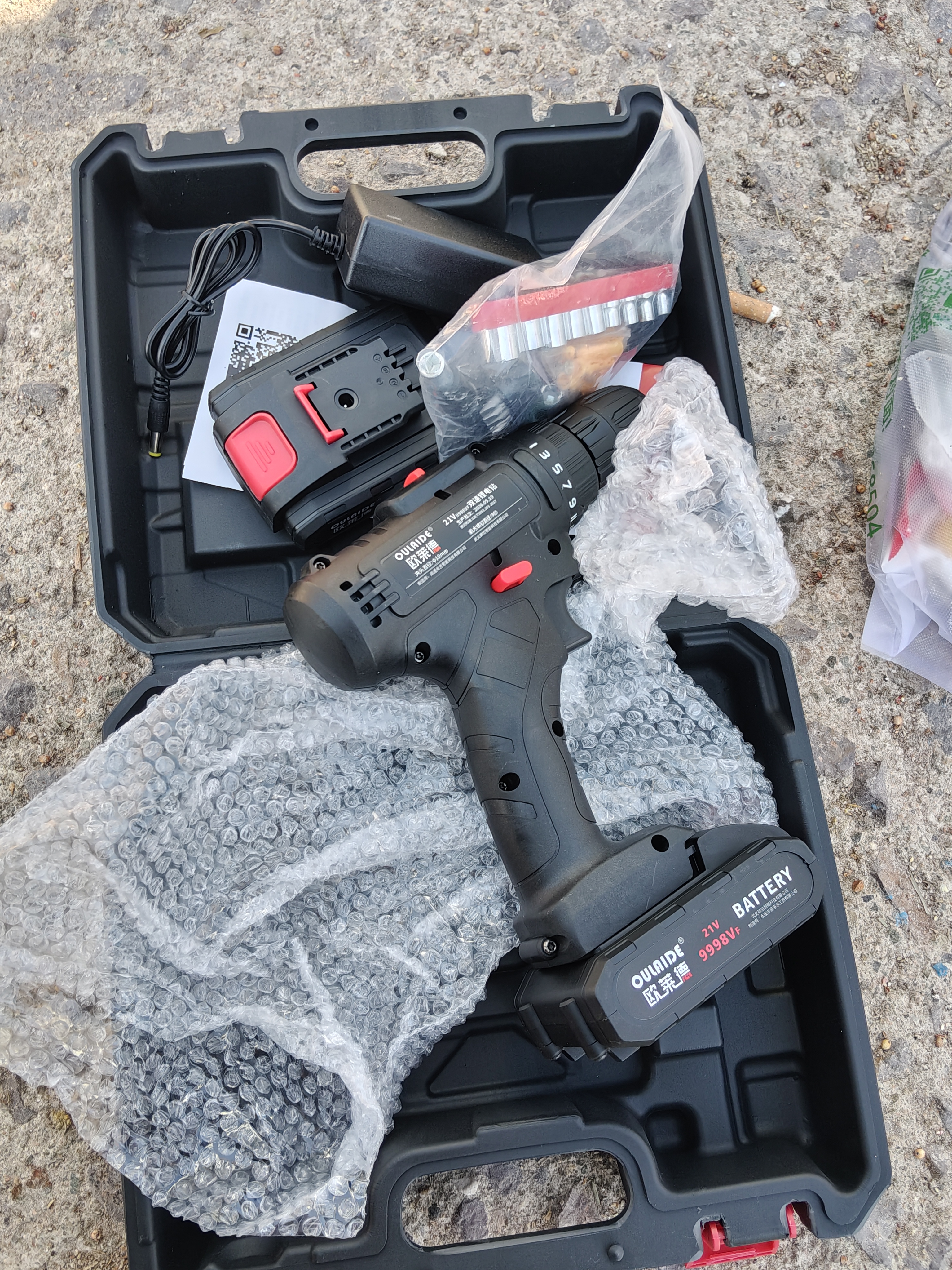 欧莱德手电钻21V锂电钻钻墙打孔多功能电钻家用拧螺丝电动螺丝批 实拍图