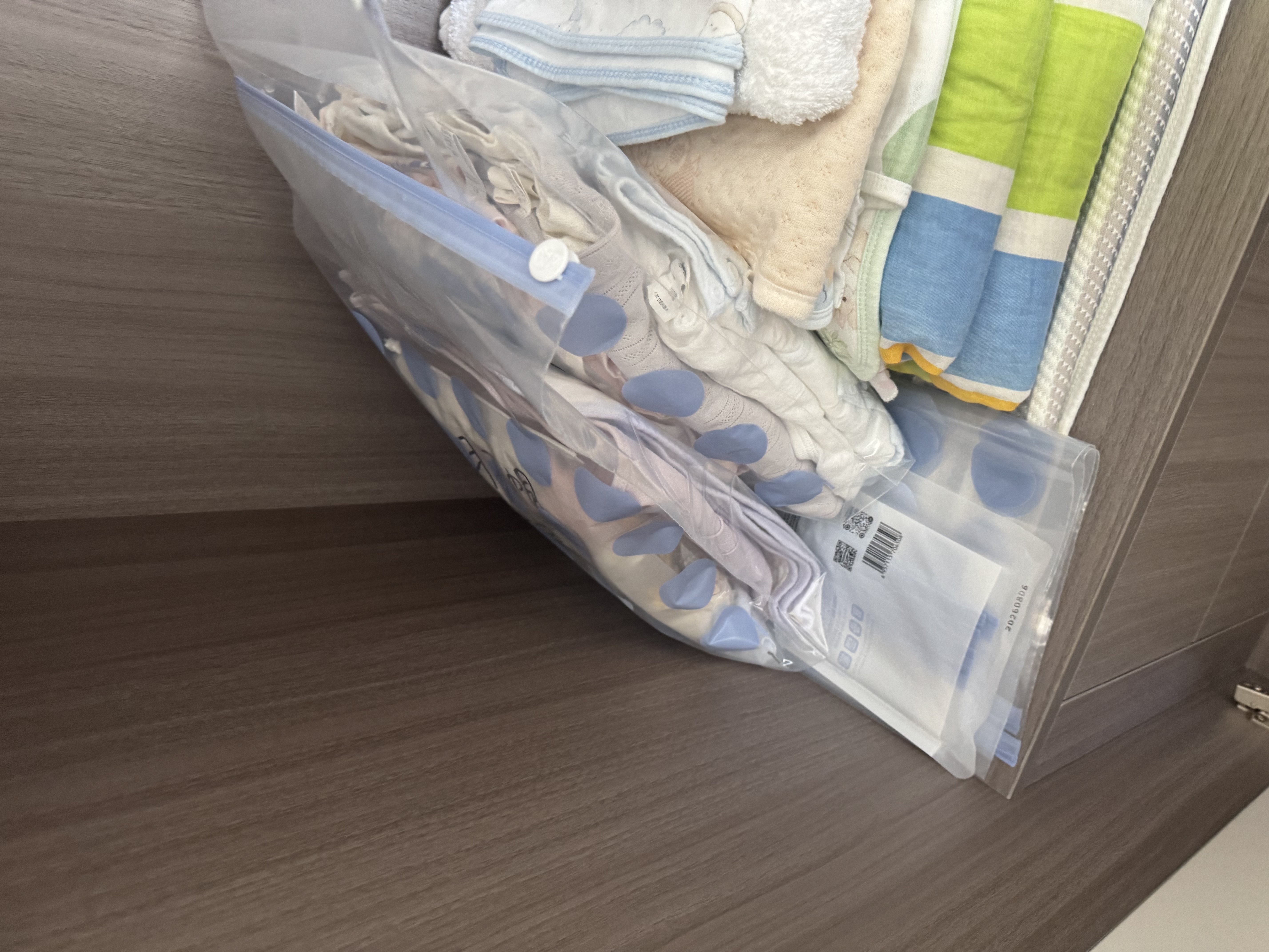 乐扣乐扣保鲜袋食品密封袋婴儿中号辅食分装袋密实袋透明冰箱收纳冷冻袋子 实拍图