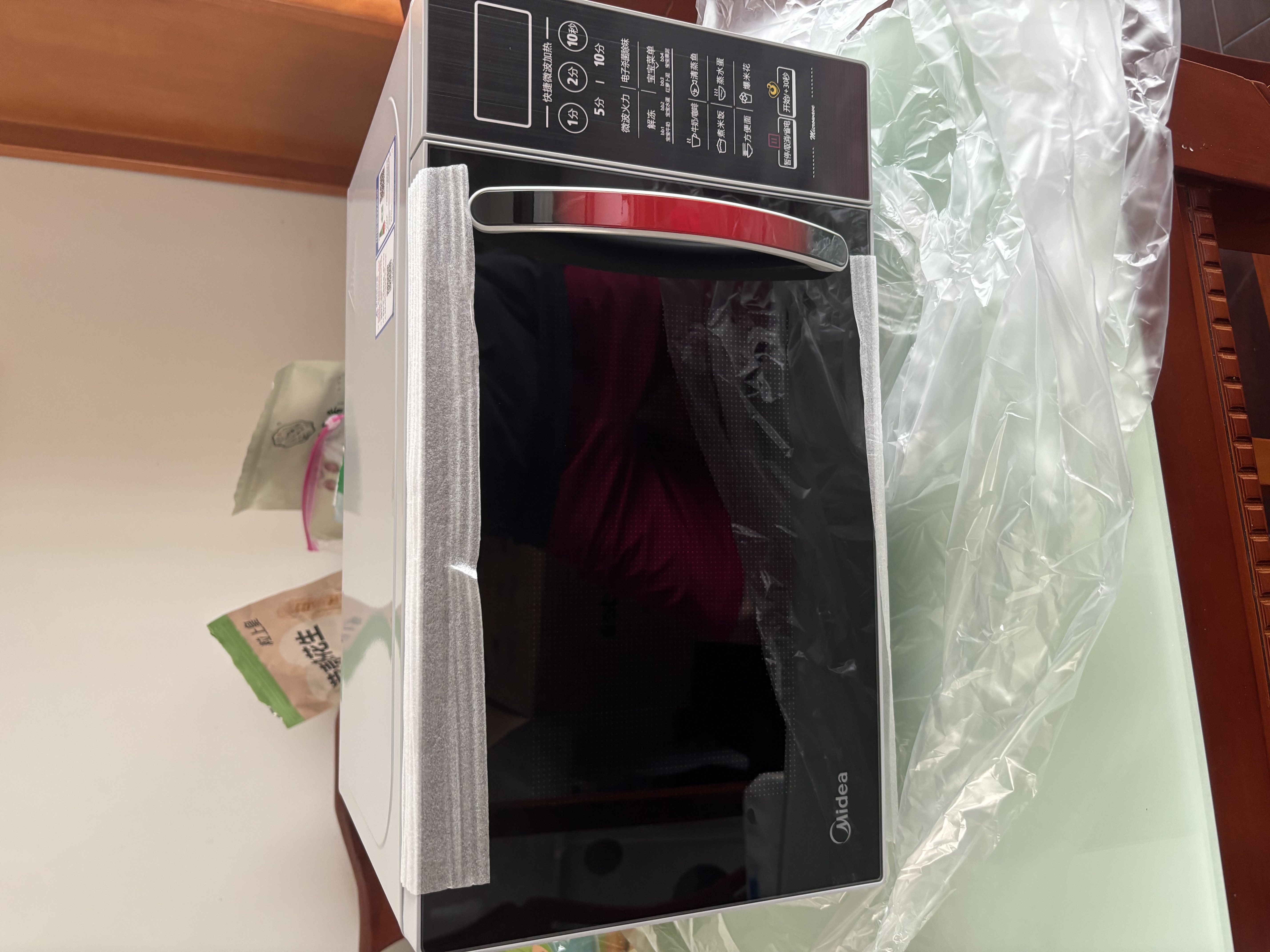 美的（Midea）平板速热微波炉 智能菜单 一键解冻及除味 宝宝辅食菜单更贴心EM7KCGW3-NR 实拍图