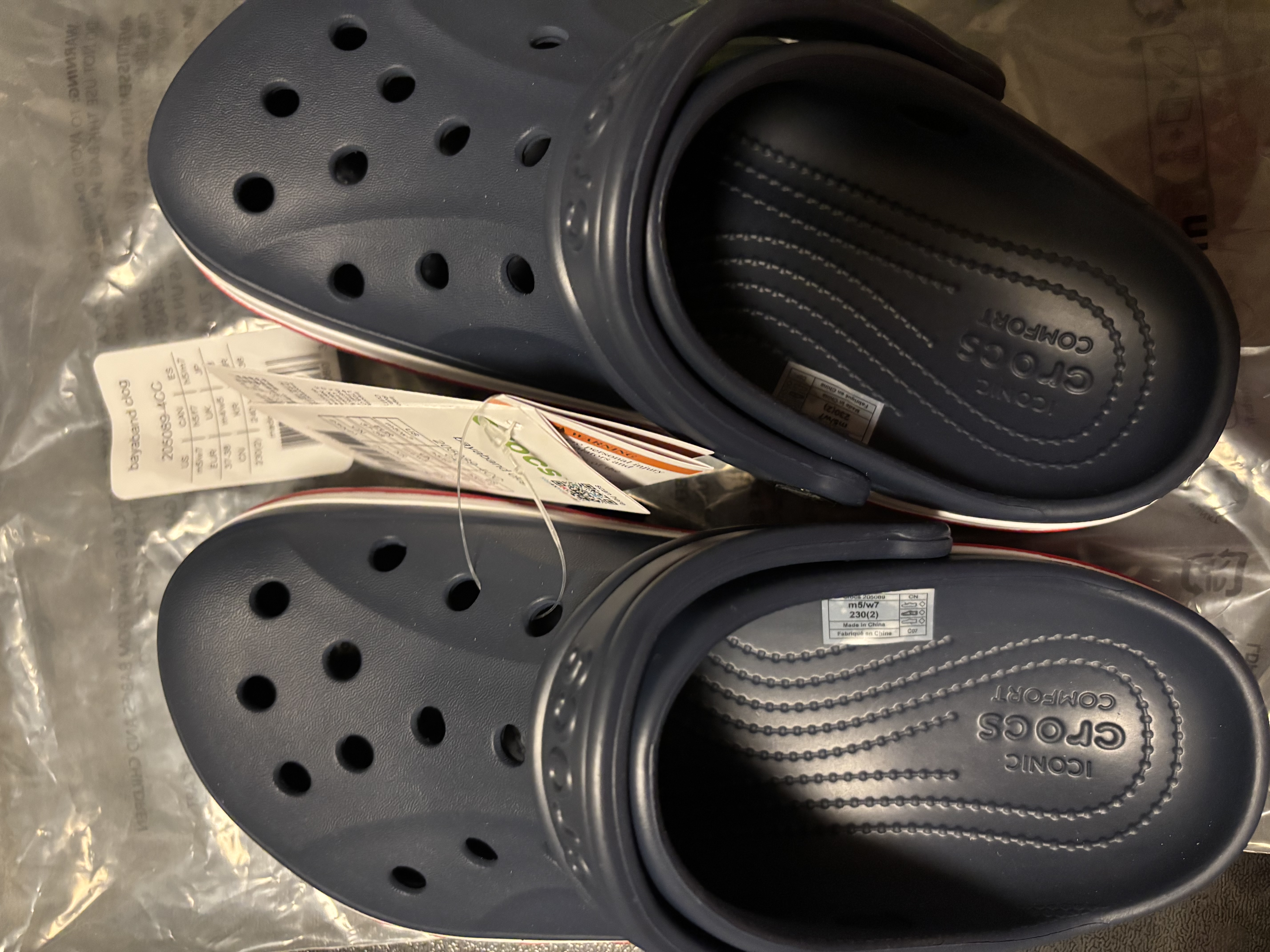 CROCS卡骆驰贝雅卡骆班洞洞鞋轻便拖鞋男鞋女鞋一脚蹬休闲鞋|205089 深蓝/辣椒红-4CC（含智必星） 37 /38(230mm) 实拍图