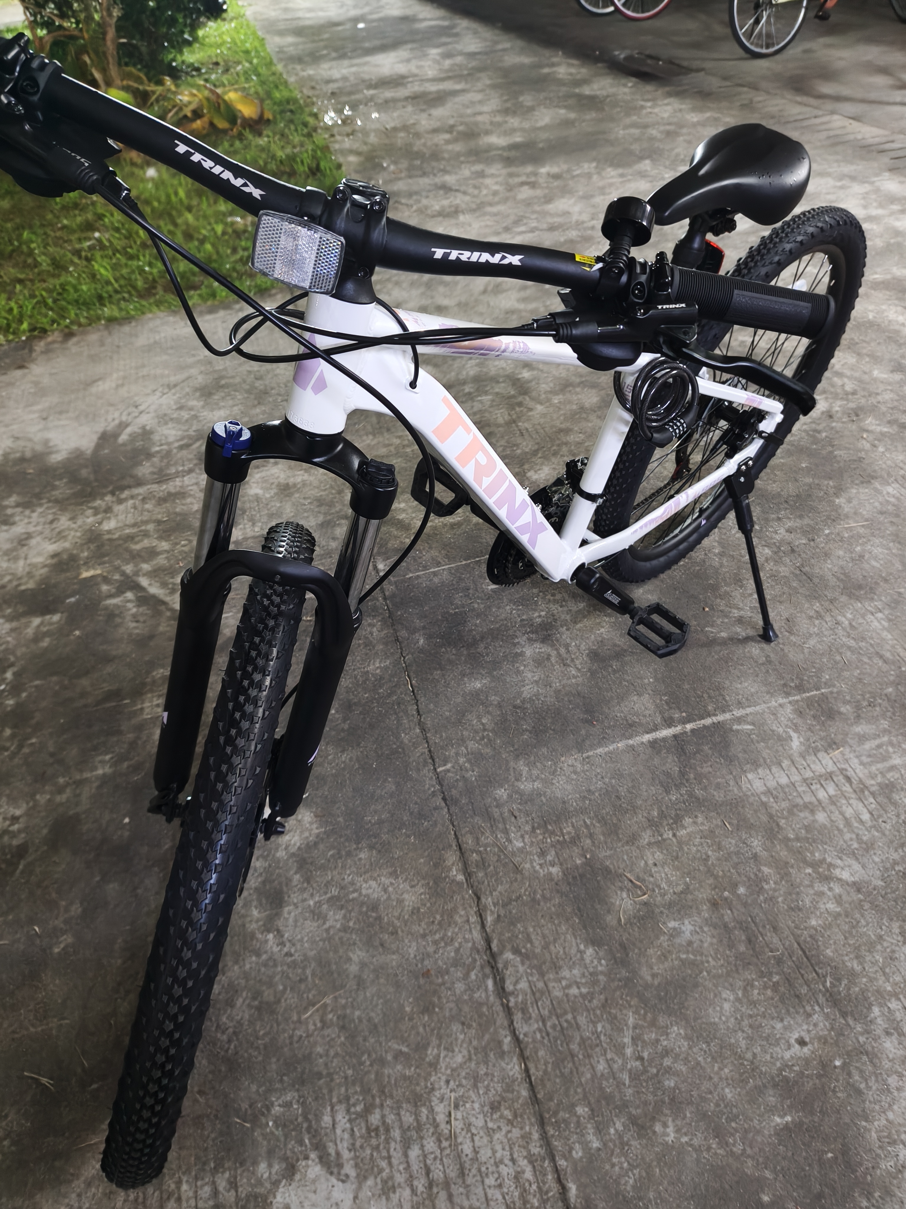 千里达26款M985ELITE山地自行车禧玛诺21速油压碟刹学生成人通勤单车 云帆白- 21速 27.5*15寸 推荐:150-170cm左右 实拍图
