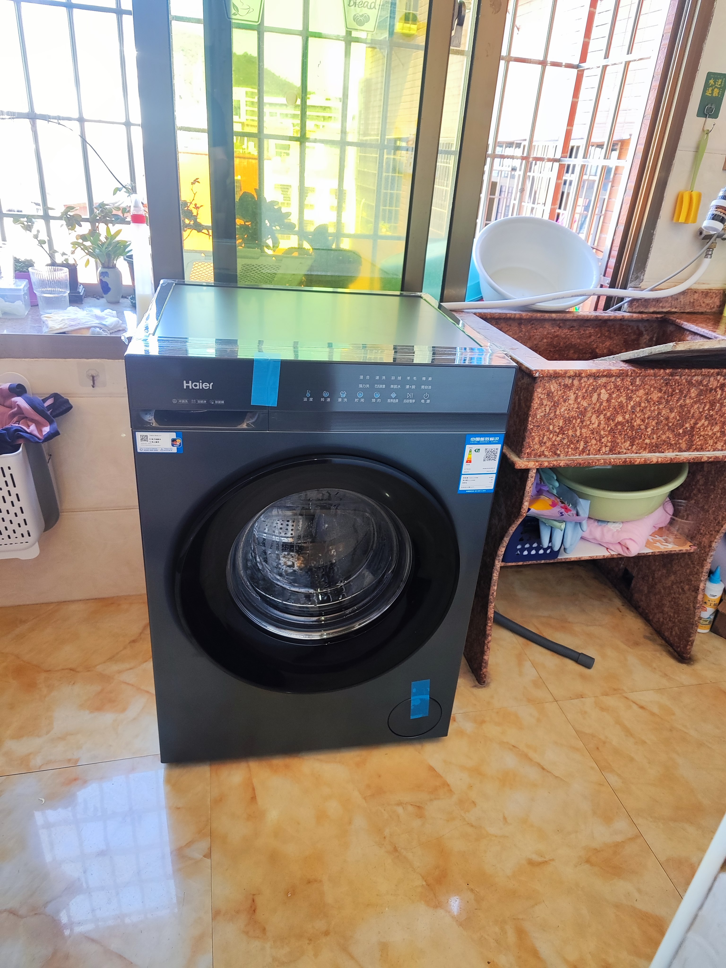 海尔（Haier）滚筒洗衣机全自动单洗家用 10公斤大容量超薄 京东自营 家电补贴 电器换新 XQG100-2AD1 实拍图