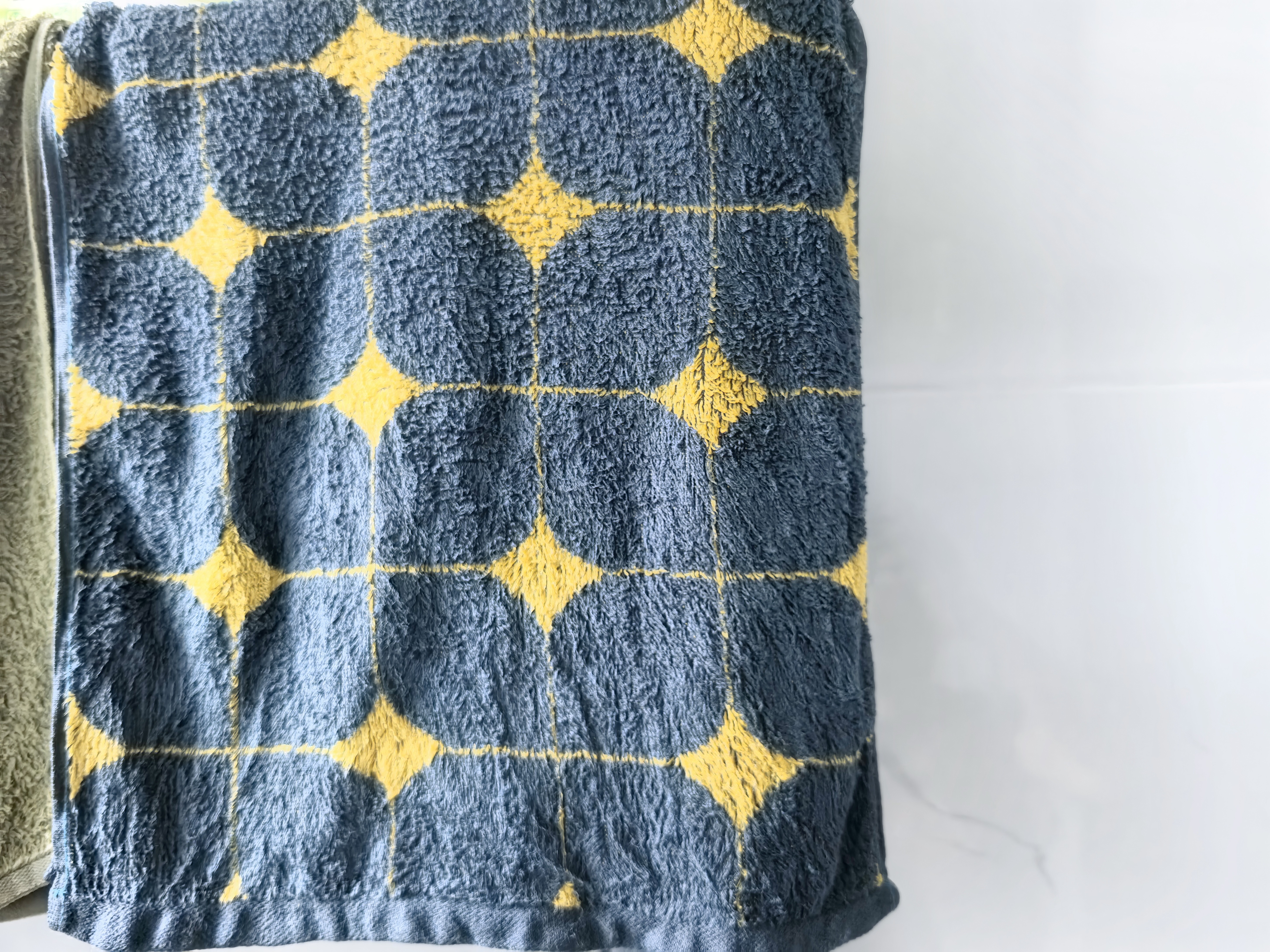 金号毛巾 抗菌新疆棉纯棉防螨洗脸面巾 3条 桔/灰/黄 70*34cm 100g/条 实拍图