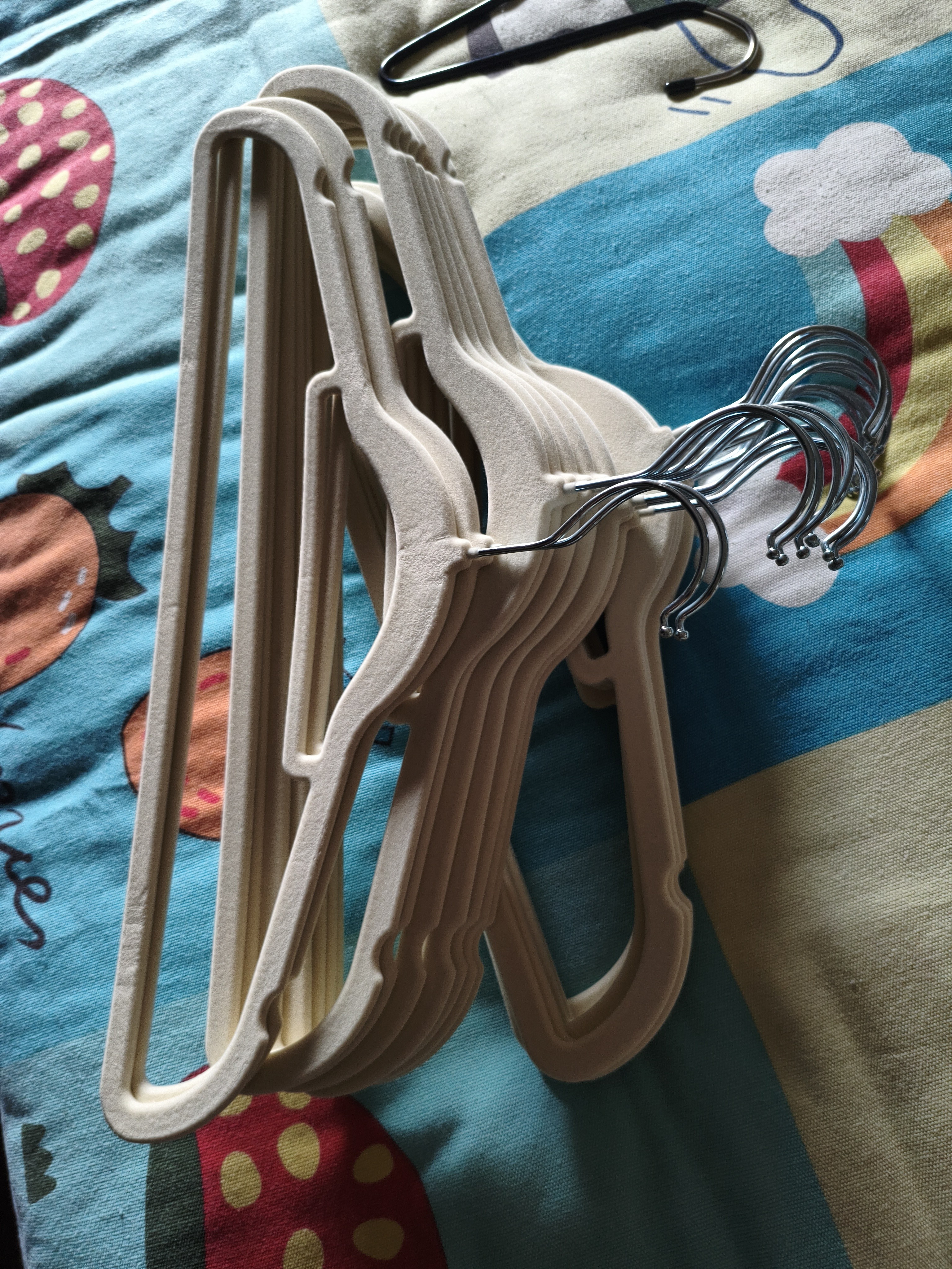 美丽雅植绒衣架挂衣服架子无痕防滑防肩角家用衣柜收纳整理 实拍图