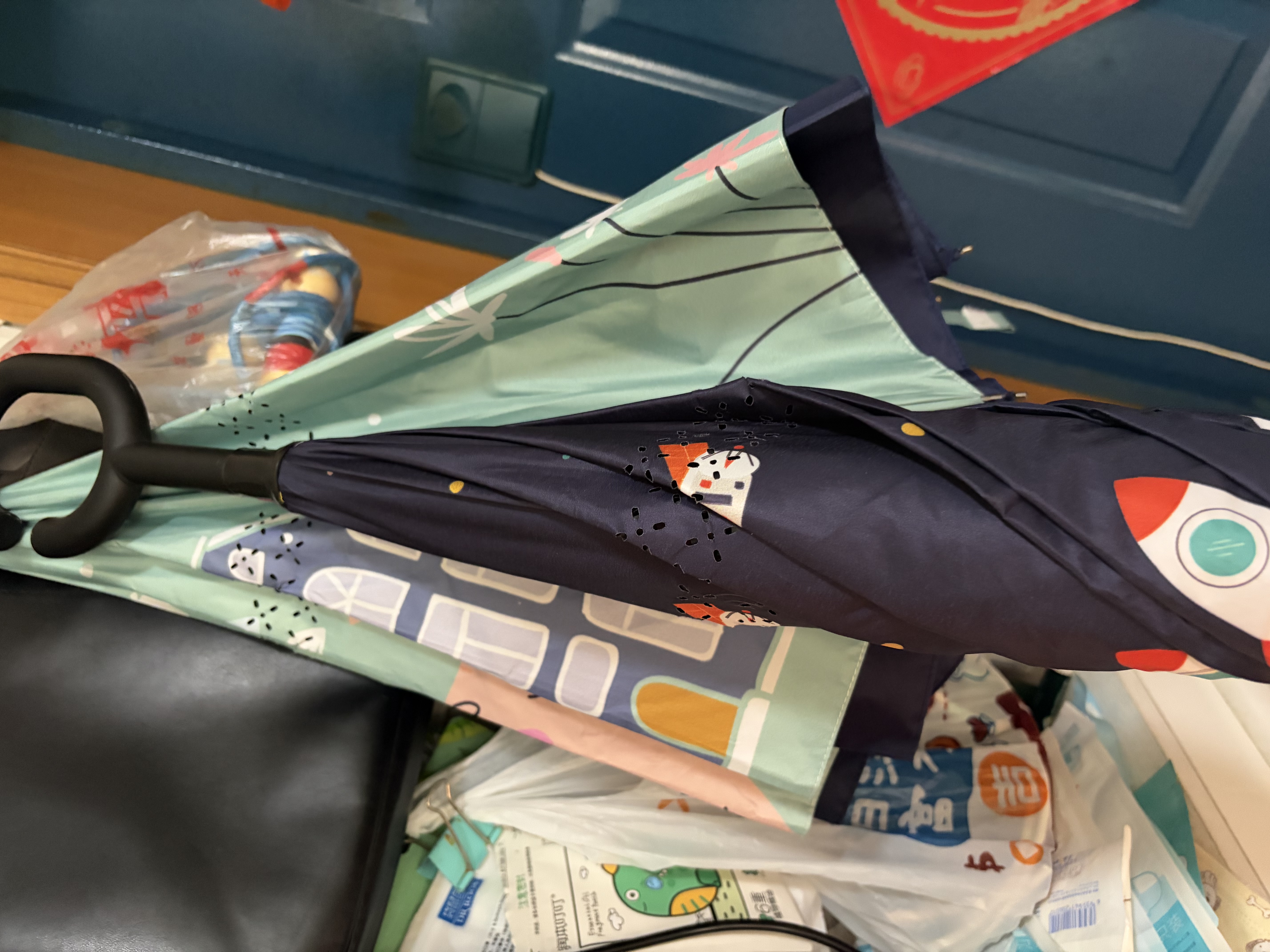 七麦麦儿童雨伞安全反向伞太阳伞遮阳伞防晒伞幼儿园小学生男孩宇航员小伞上学专用 实拍图