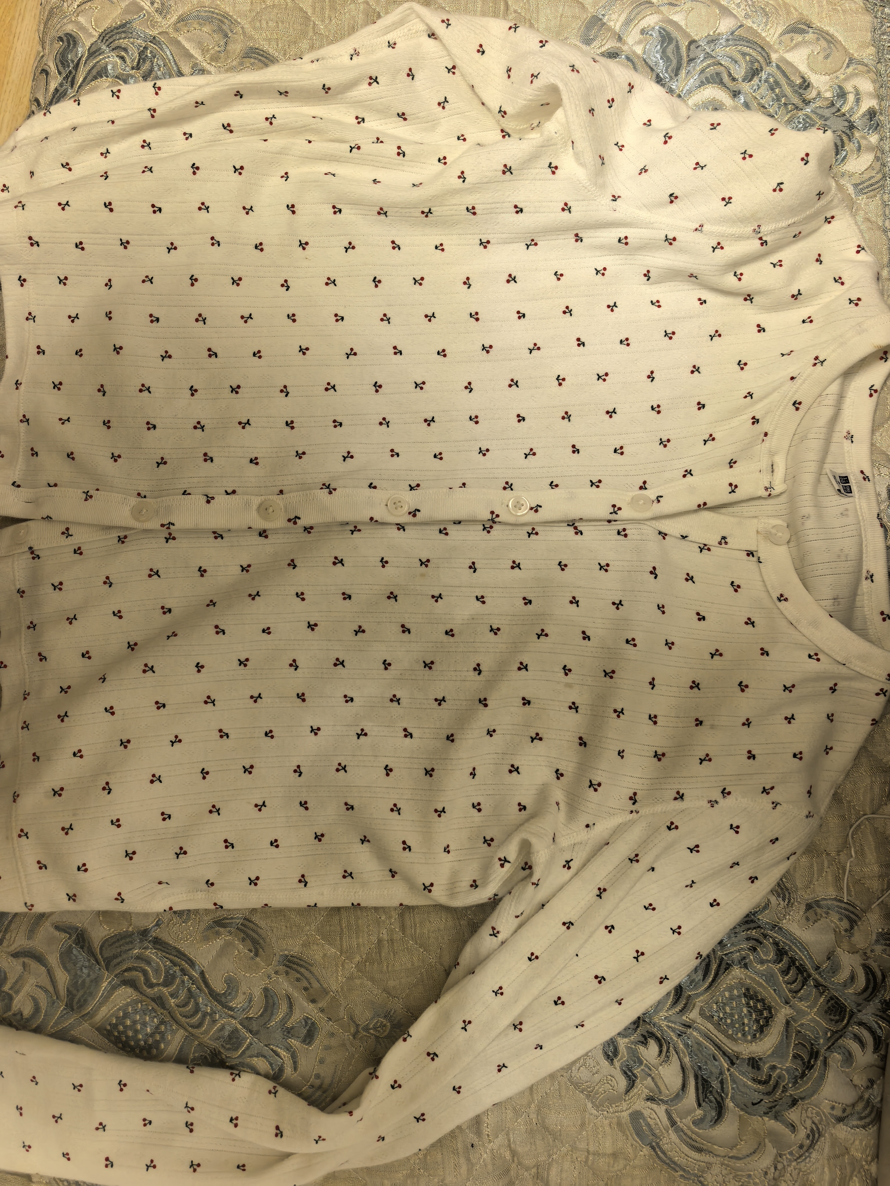 优衣库提花罗纹印花开衫/长袖女装485717 491601 485717/01乳白色(樱桃图案) L 实拍图