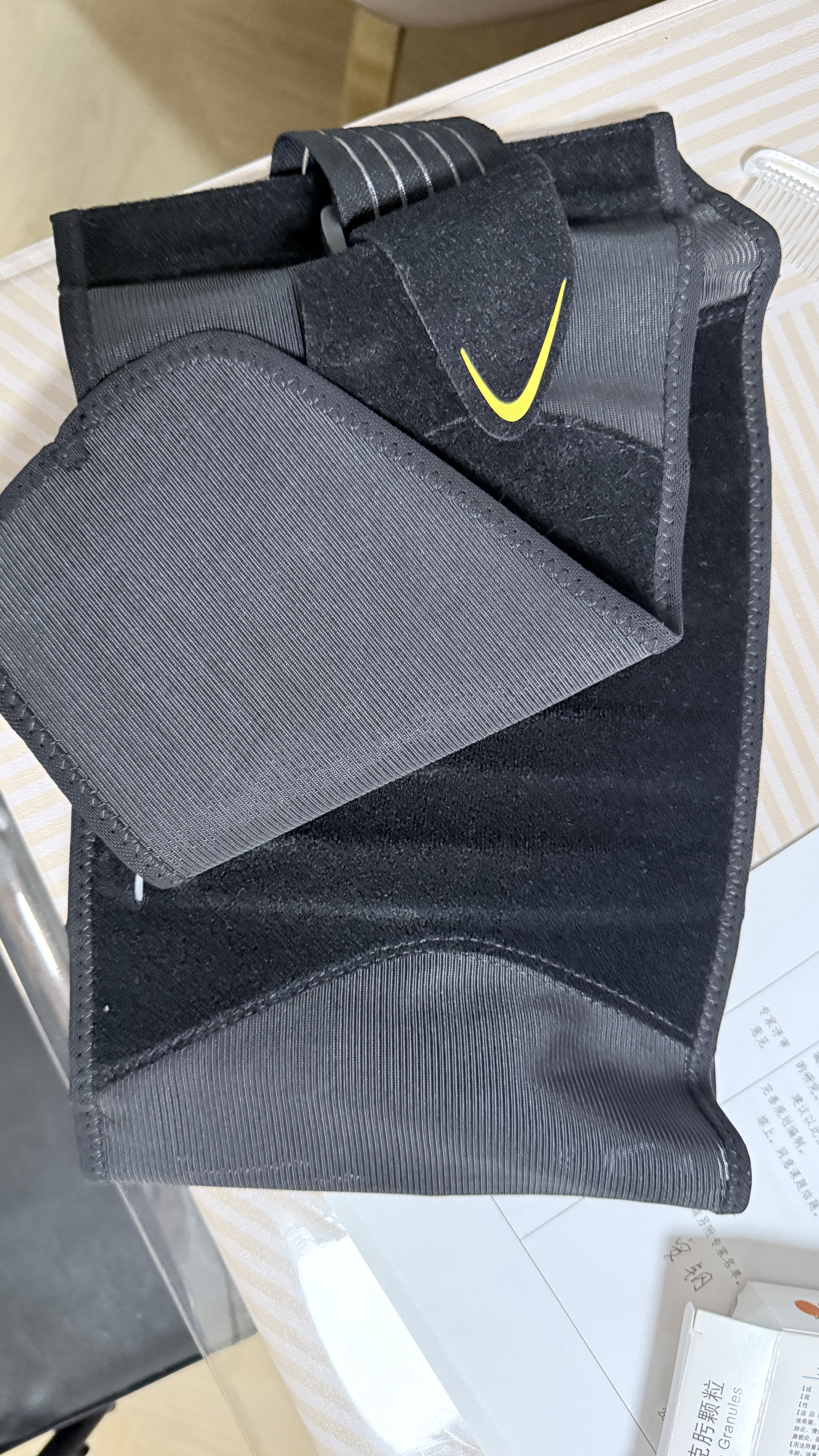 安德玛（Under Armour）护腰带保暖腰间盘突出医腰肌劳损束腰健身跑步运动腰部支撑腰椎 实拍图