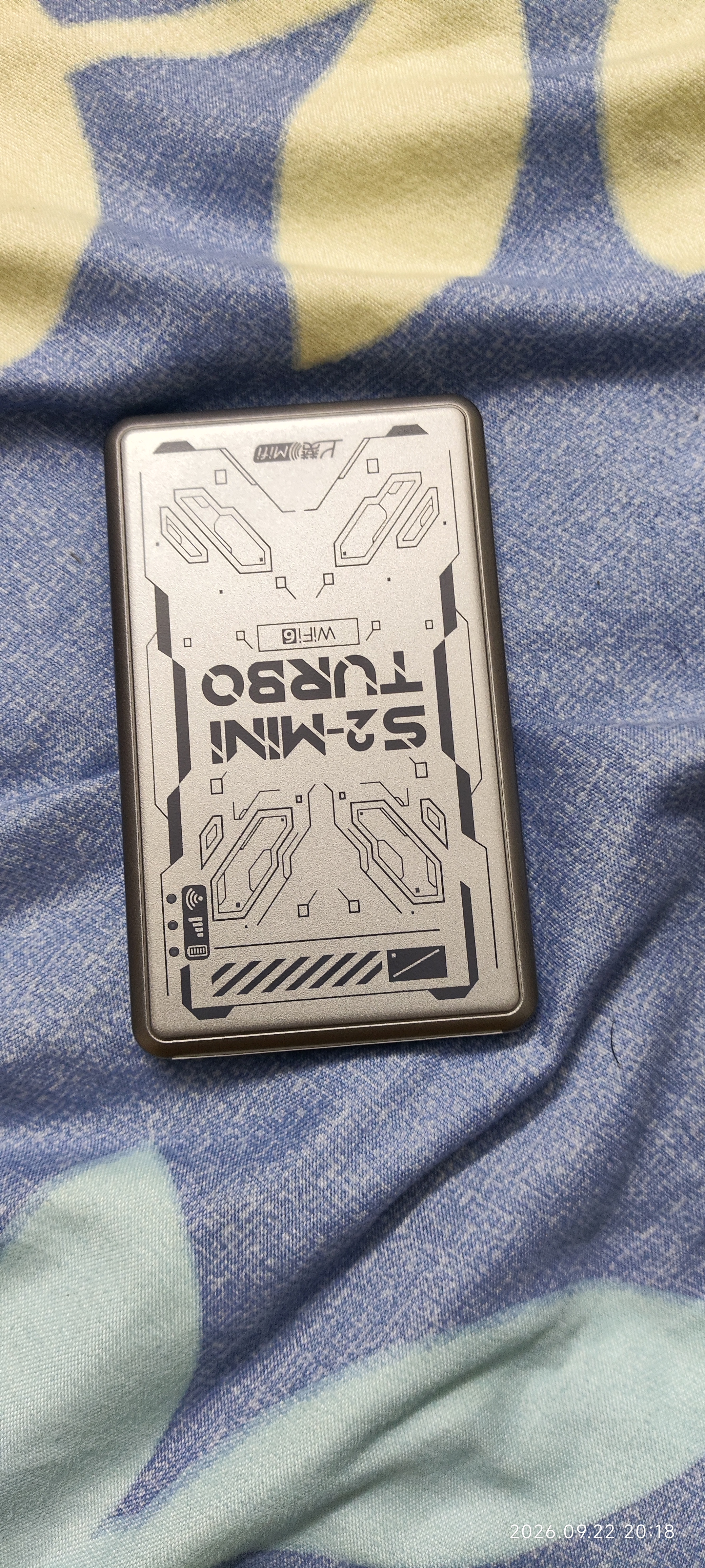 上赞S2随身wifi 免插卡大流量4g路由器无线网卡车载移动wifi上网卡流量卡多网切换 实拍图