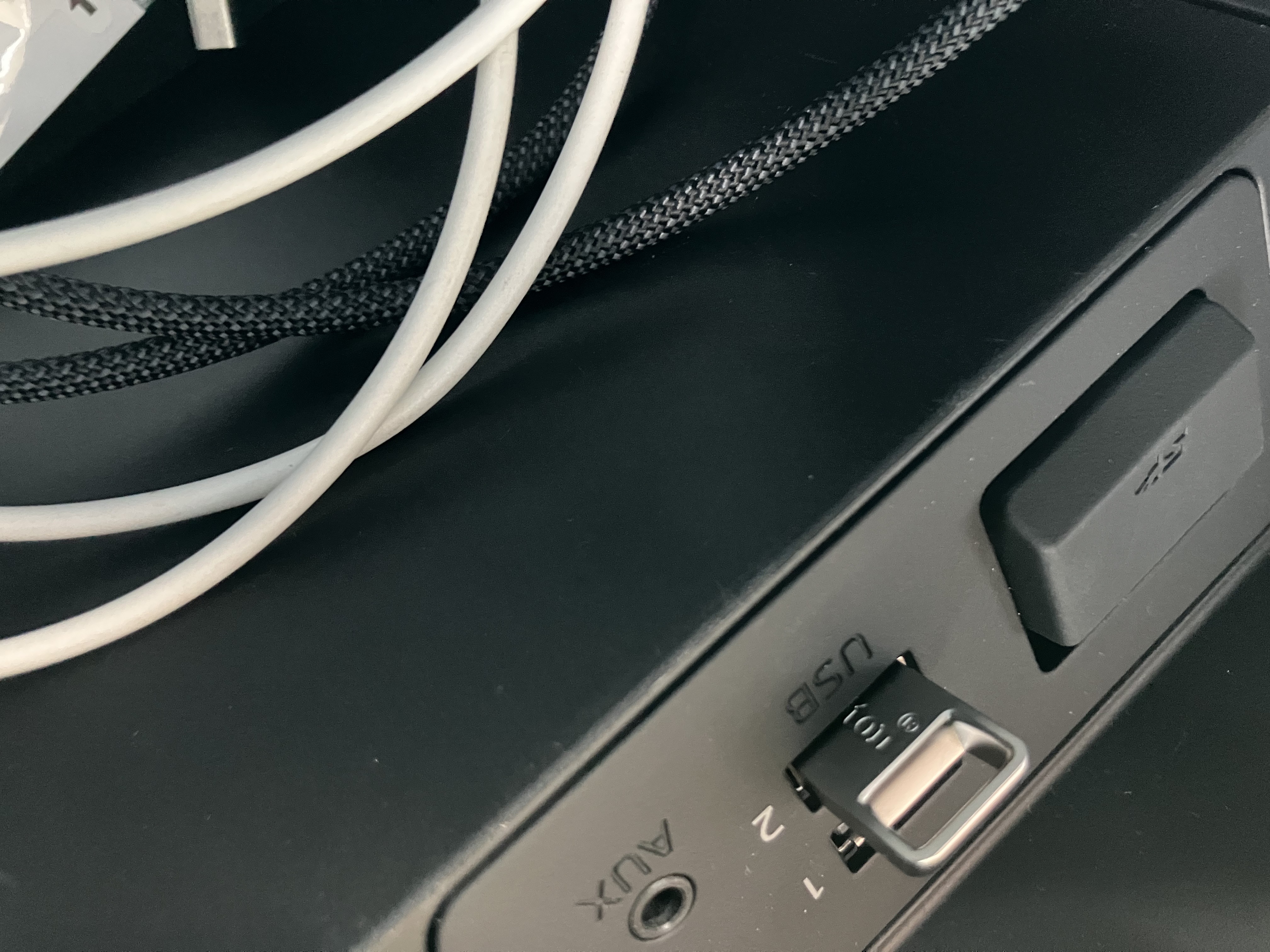 金士顿（Kingston）64GB USB3.2 Gen1 U盘 DTMC3G2 银色金属 迷你型车载U盘 大容量U盘 读速200MB/s 优盘 实拍图