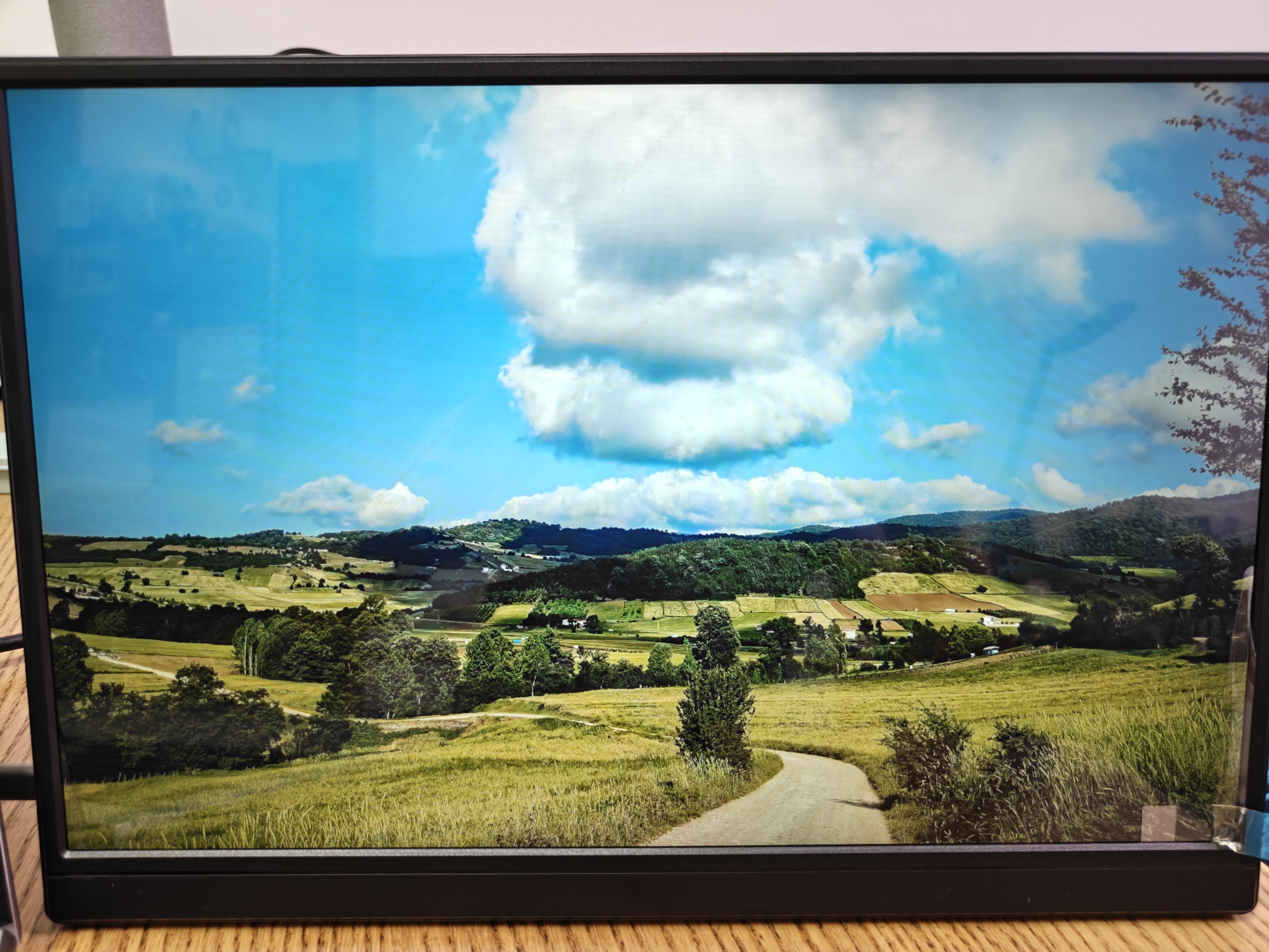 爱国者aigo16英寸便携式显示器 电竞游戏144Hz 扩展屏笔记本电脑副屏 电竞办公炒股电脑扩展屏一线通 实拍图