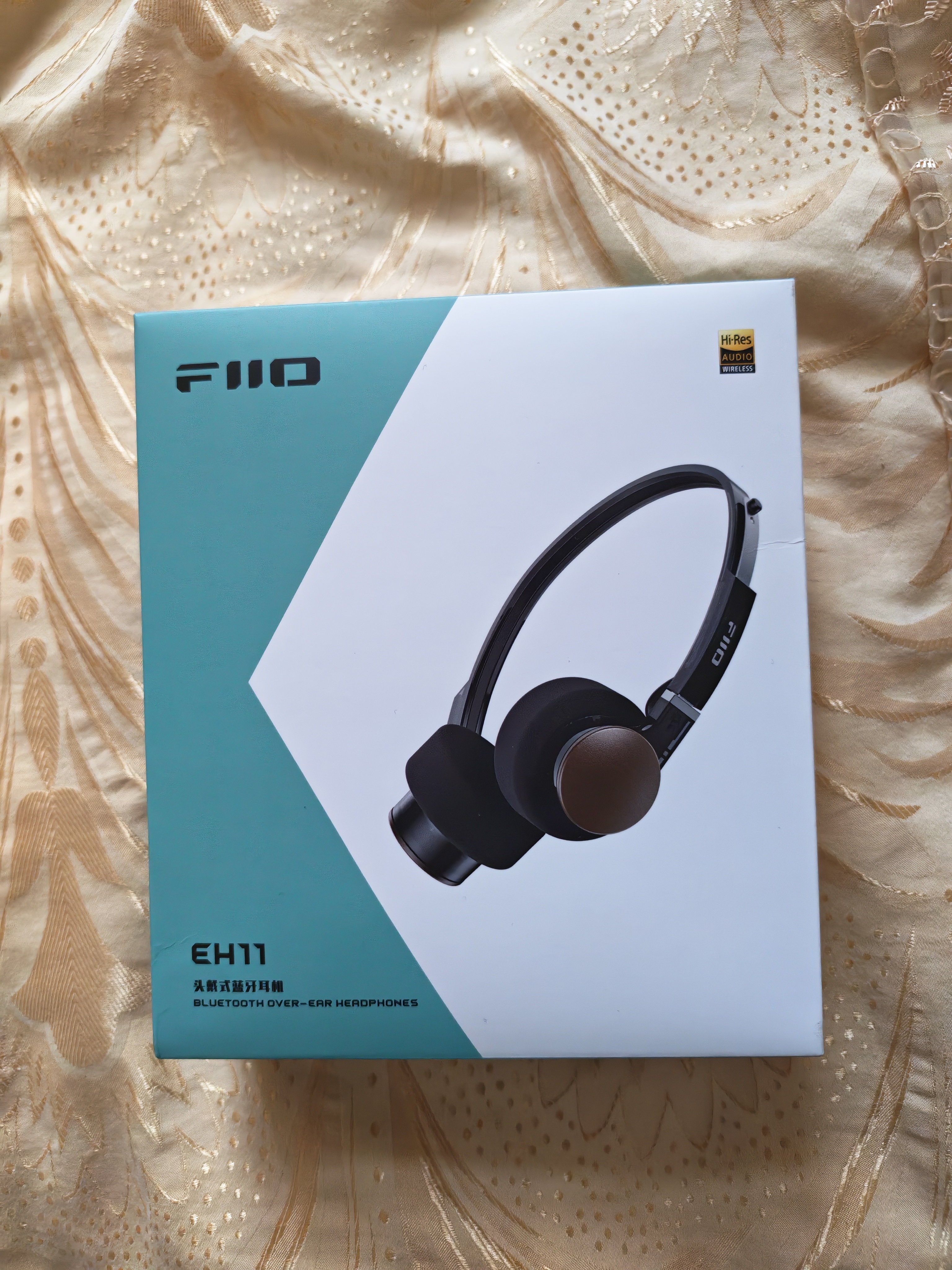 飞傲（FiiO）EH11 复古式蓝牙小头戴 40mm强低频单元 支持LDAC高清编码 蓝牙耳机 黑透 实拍图