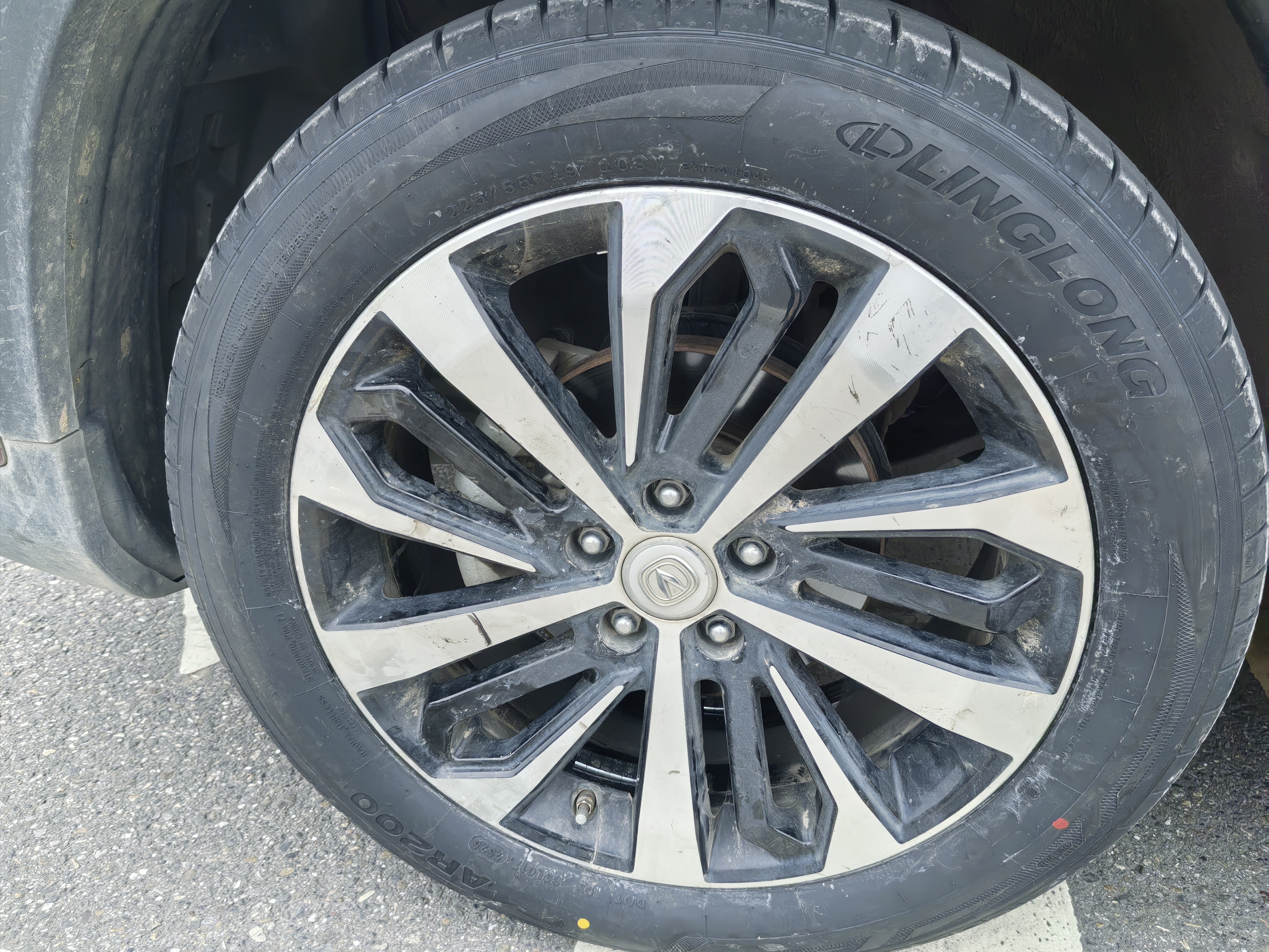 玲珑轮胎汽车轮胎225/55R19 103Y XL臻选AR200 适配CS75/UNIT/哈弗F7 实拍图
