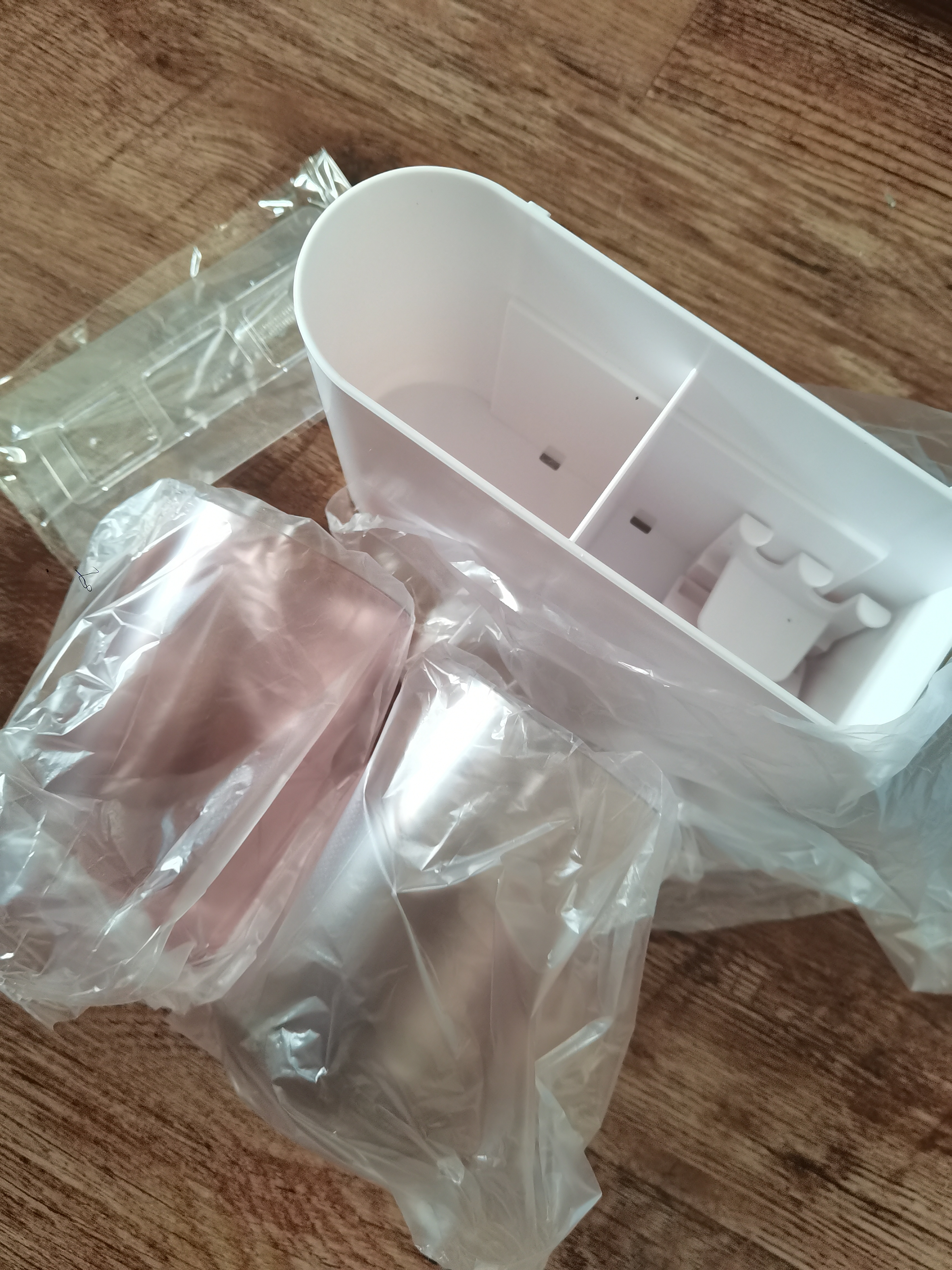 京东京造 Air系列牙刷架免打孔漱口杯卫生间壁挂刷牙杯套装浴室置物架双杯 实拍图