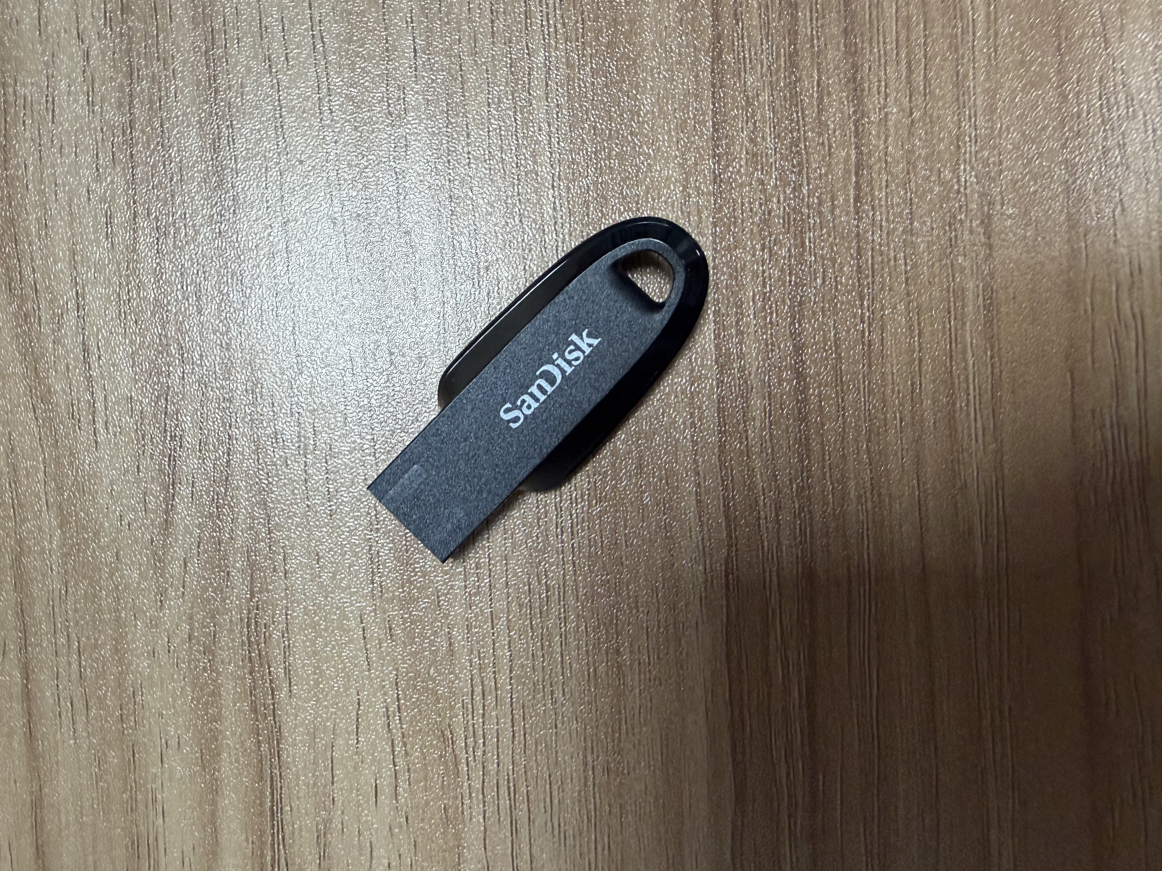Sandisk闪迪128GB USB3.2 U盘 CZ550黑色 读速100MB/s 安全加密 数据恢复 学习办公电脑车载 高速大容量优盘 实拍图