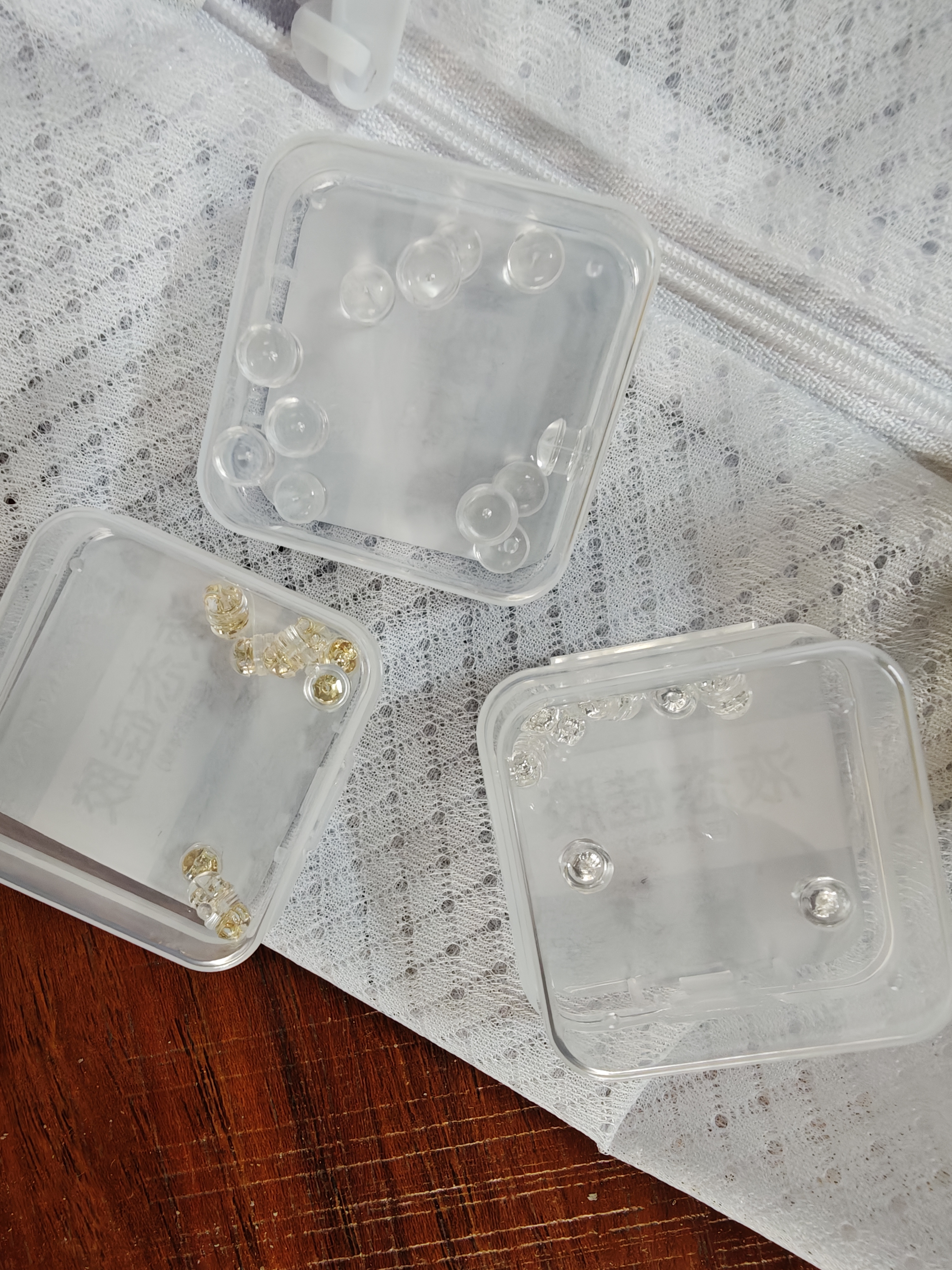 莎妍茜耳堵液态硅胶防掉超紧耳钉后塞免摘耳钉亲肤养耳洞配件自带锁耳帽 实拍图