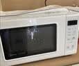 美的（Midea）变频小清新微波炉 液晶屏幕 磨砂面板 小型20L家用 匠心工艺一级能效（PM2002） 实拍图