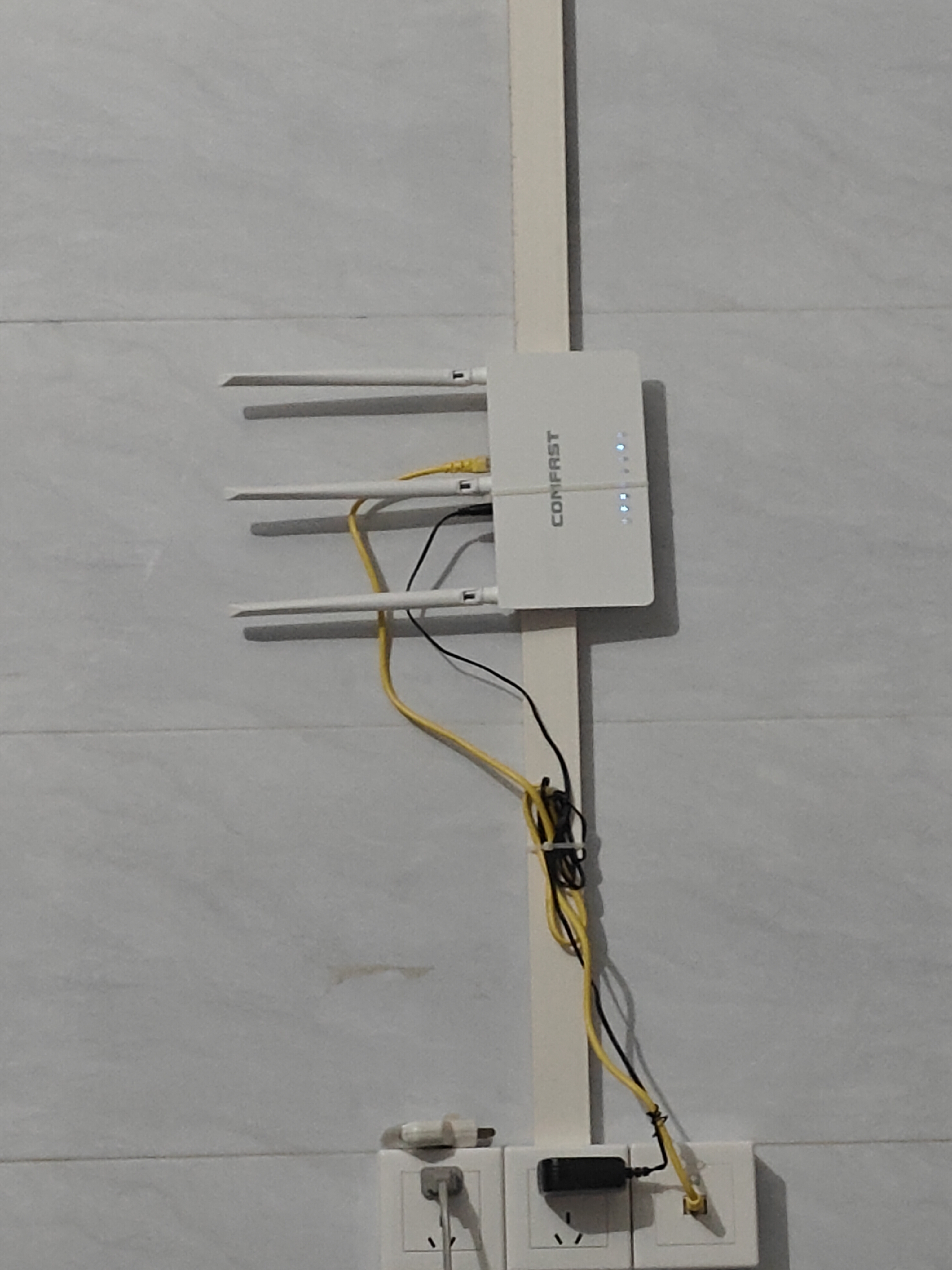 COMFAST CF-WR613N大功率智能300M无线路由器 家用全屋WIFI信号穿墙城中村高速稳定传输 实拍图