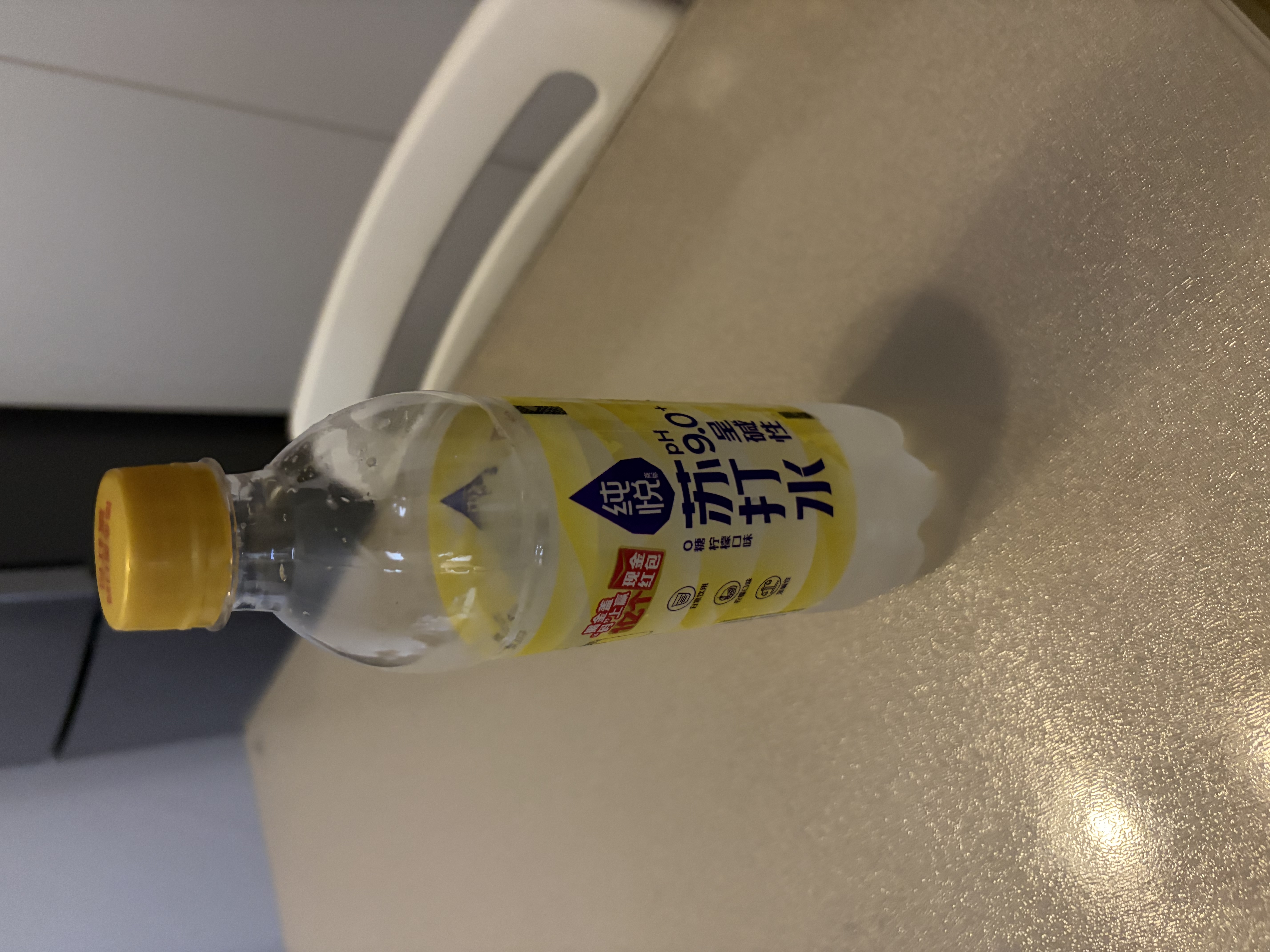 可口可乐纯悦苏打水整箱饮用水0脂肪0糖无糖加锌烟酸纯净水瓶装夏天饮料 【 450mL*15瓶 整箱】柠檬味 实拍图